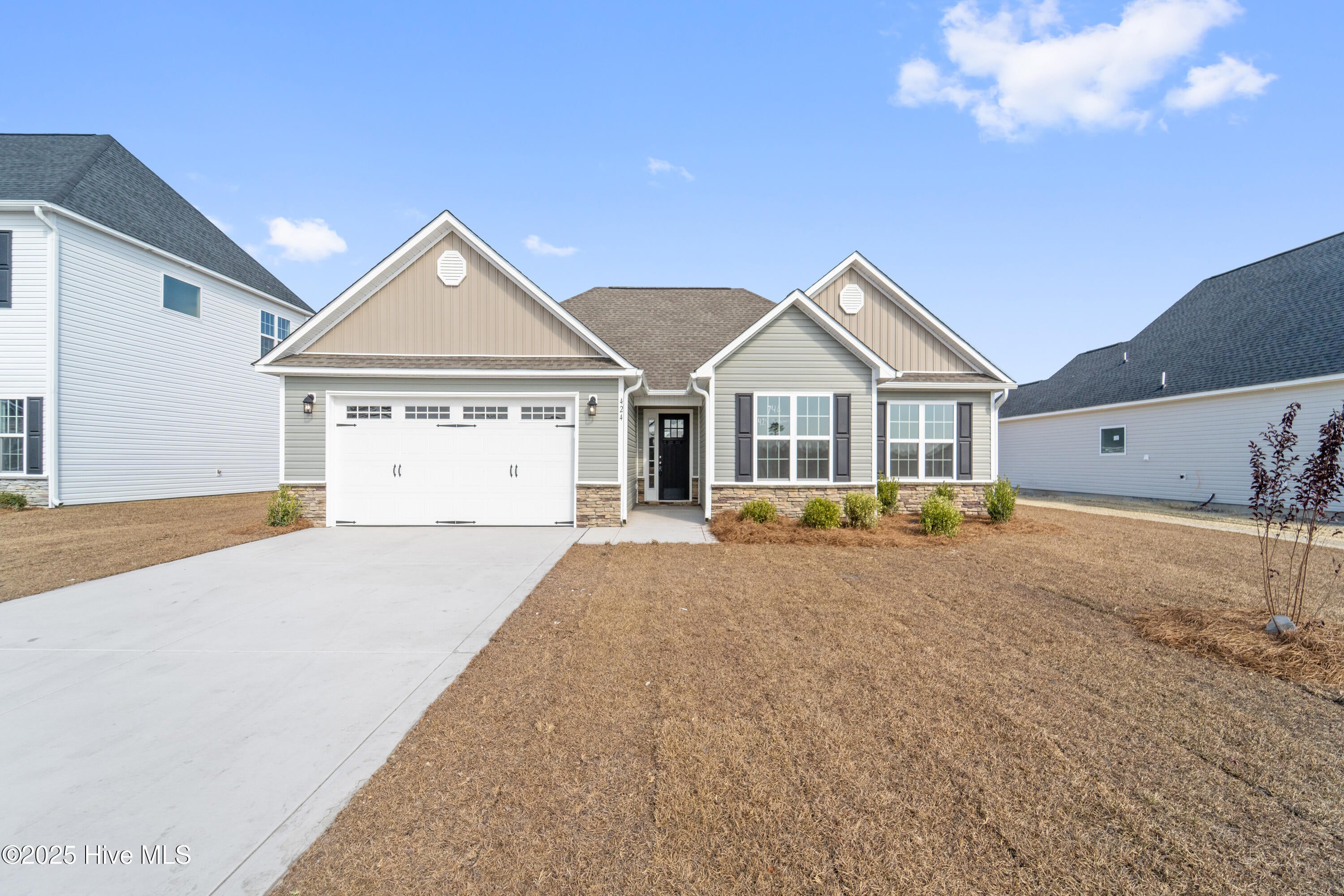 424 Montgomery Drive — photo