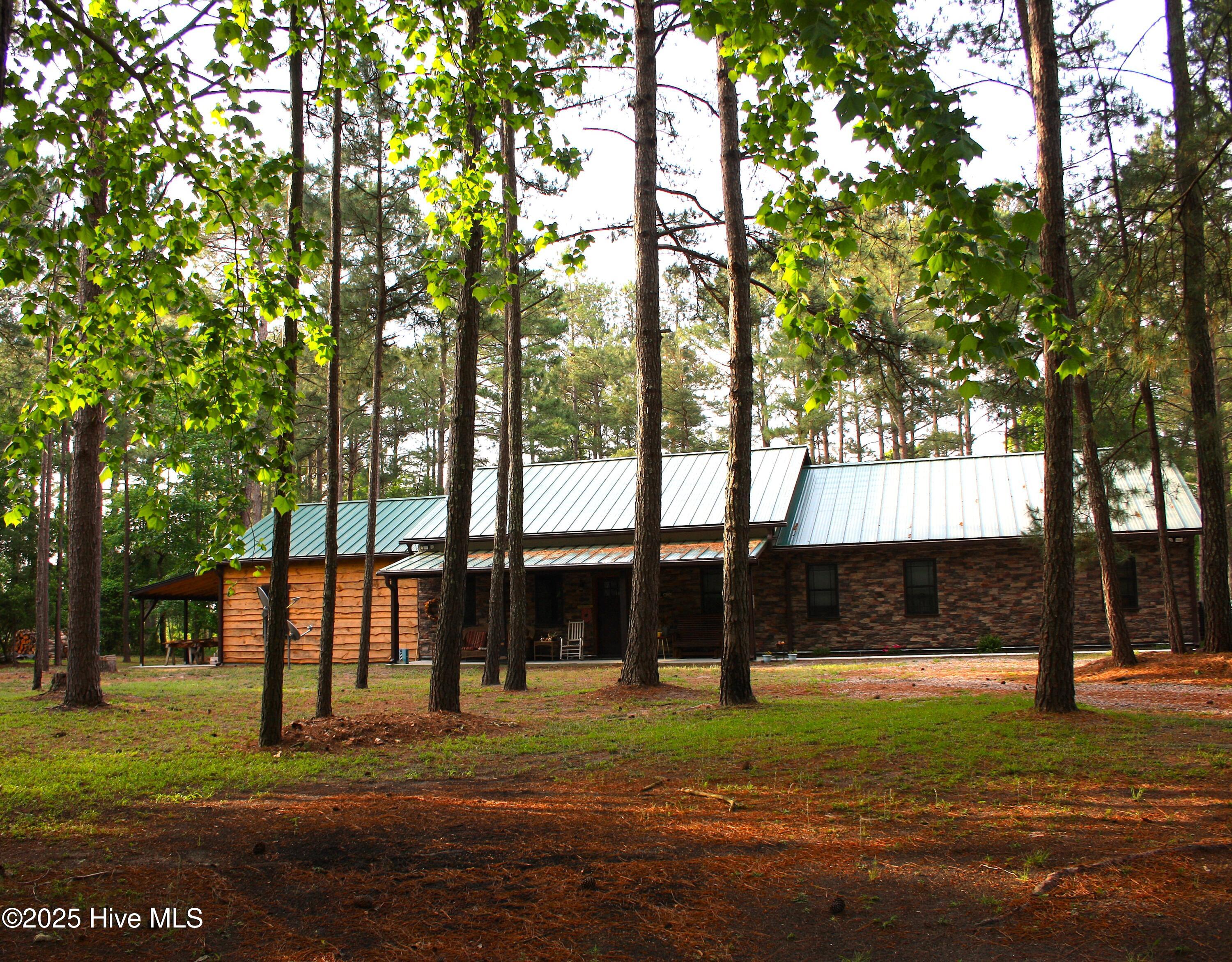 970 E Waterway Drive — photo