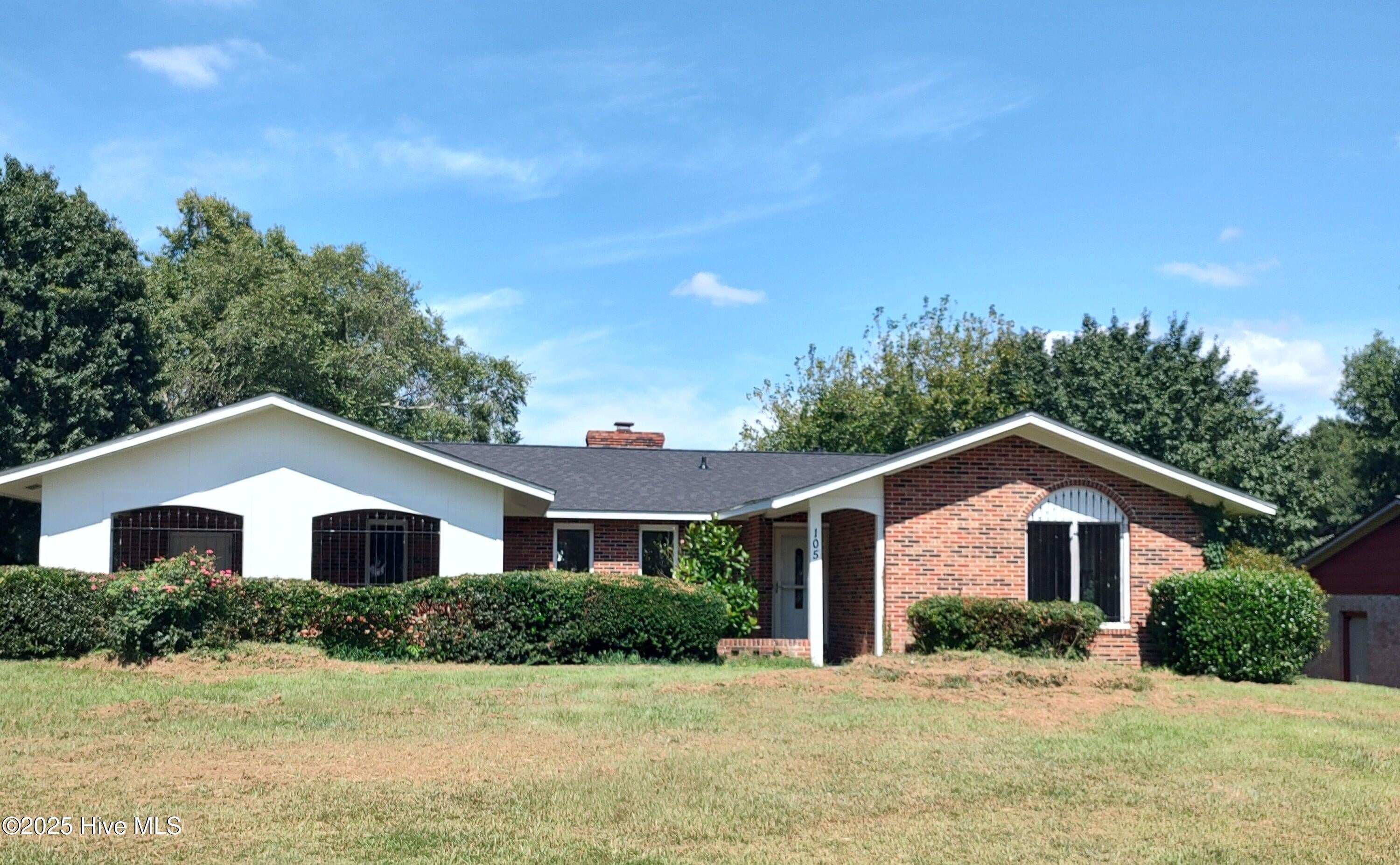 105 Allison Drive — photo