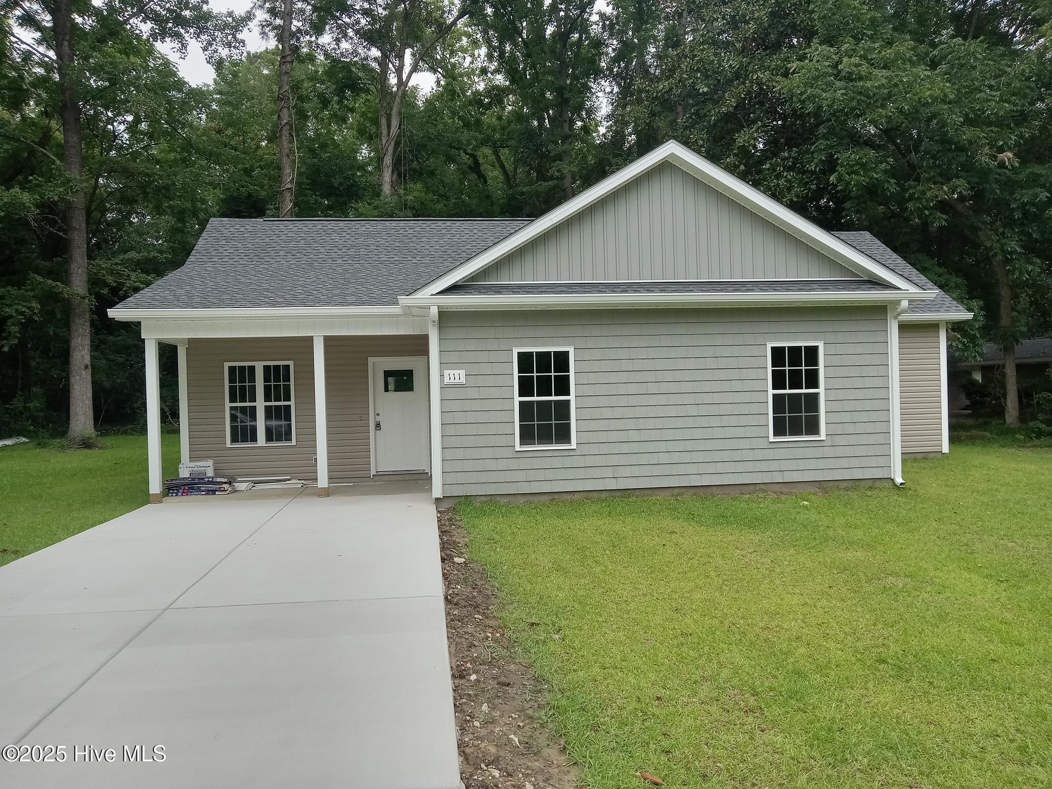 111 E Oliver Street — photo