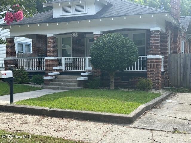 906 Arlington Street — photo