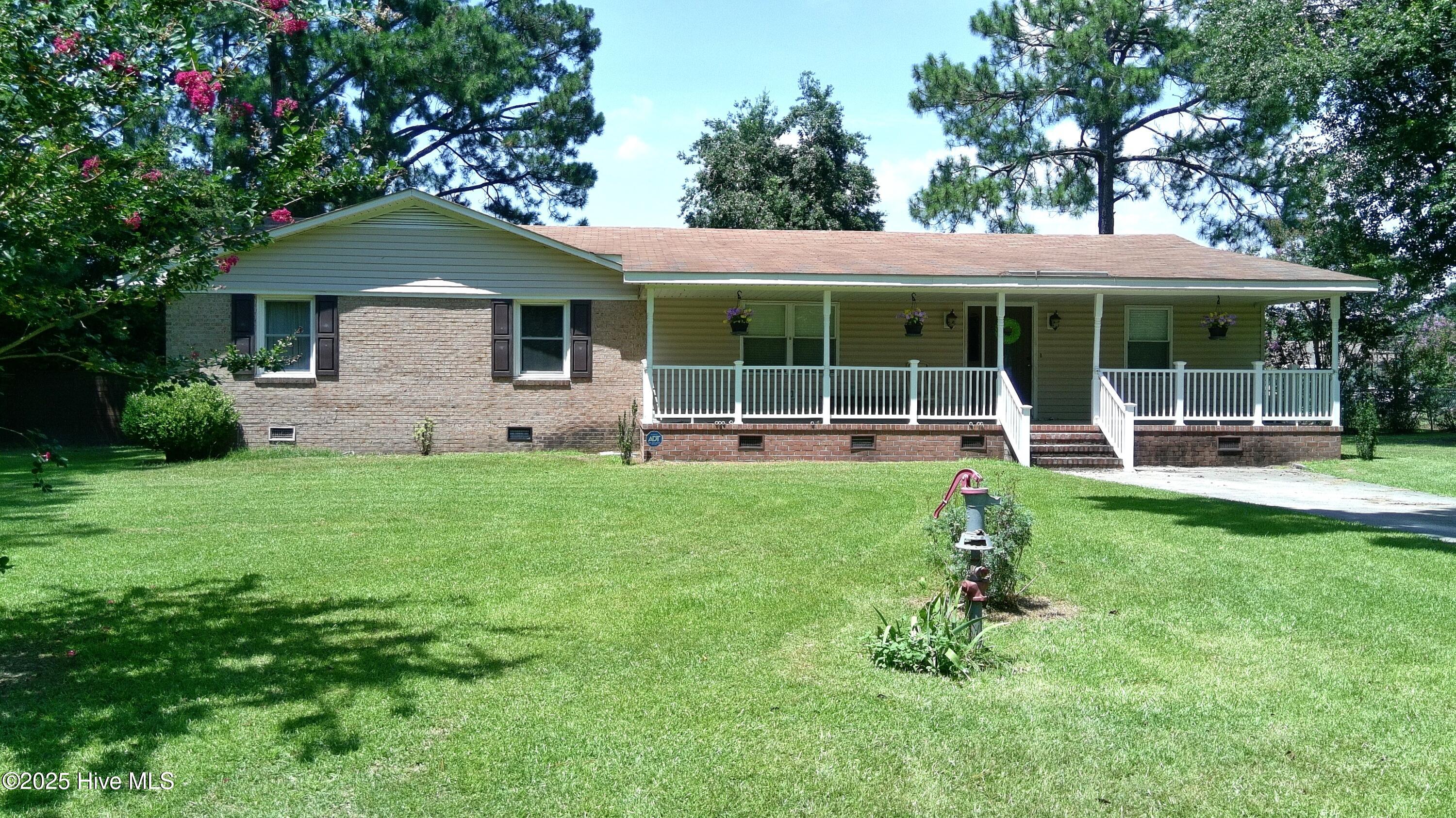 2634 Forrest Drive — photo