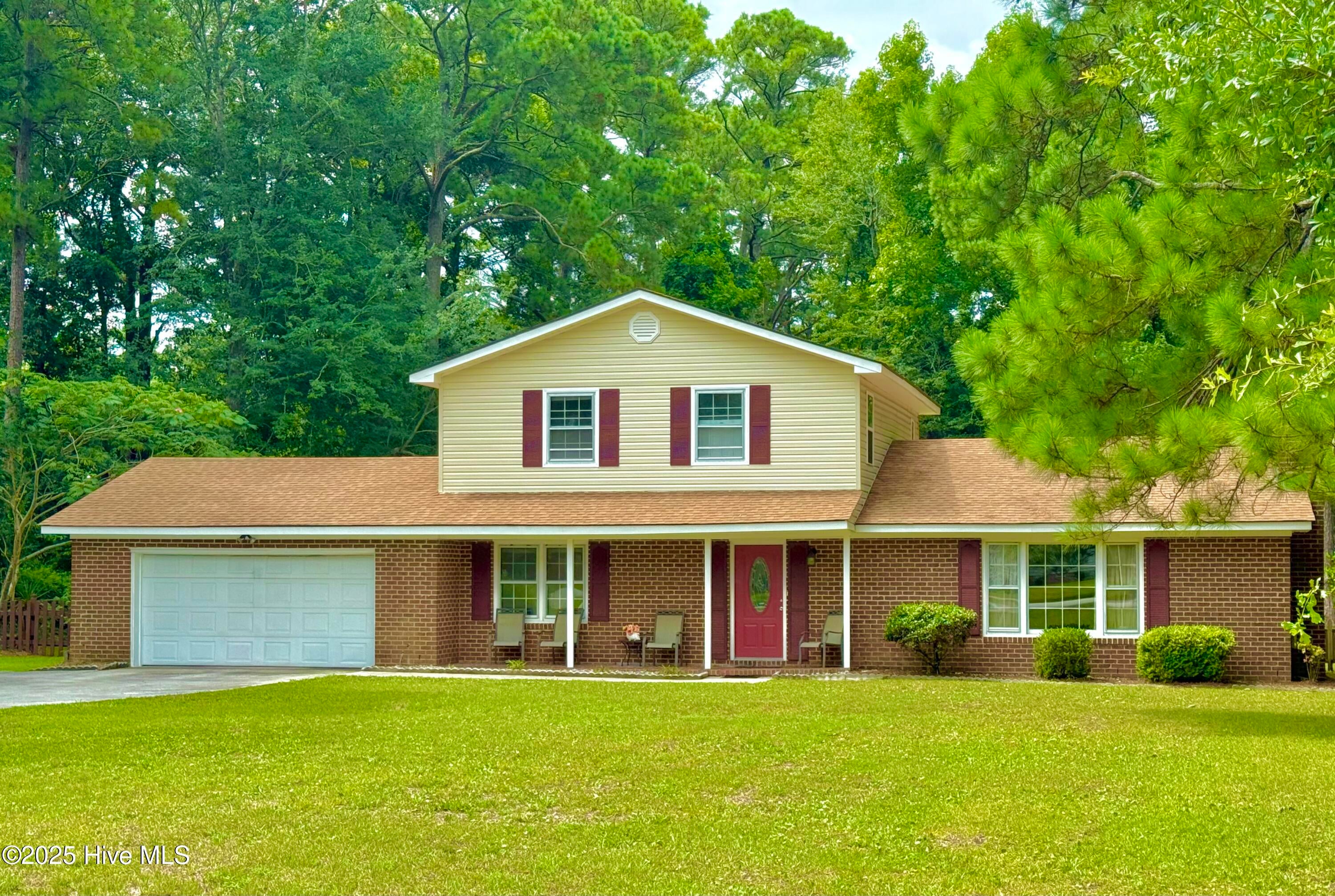 3705 Oxford Court — photo