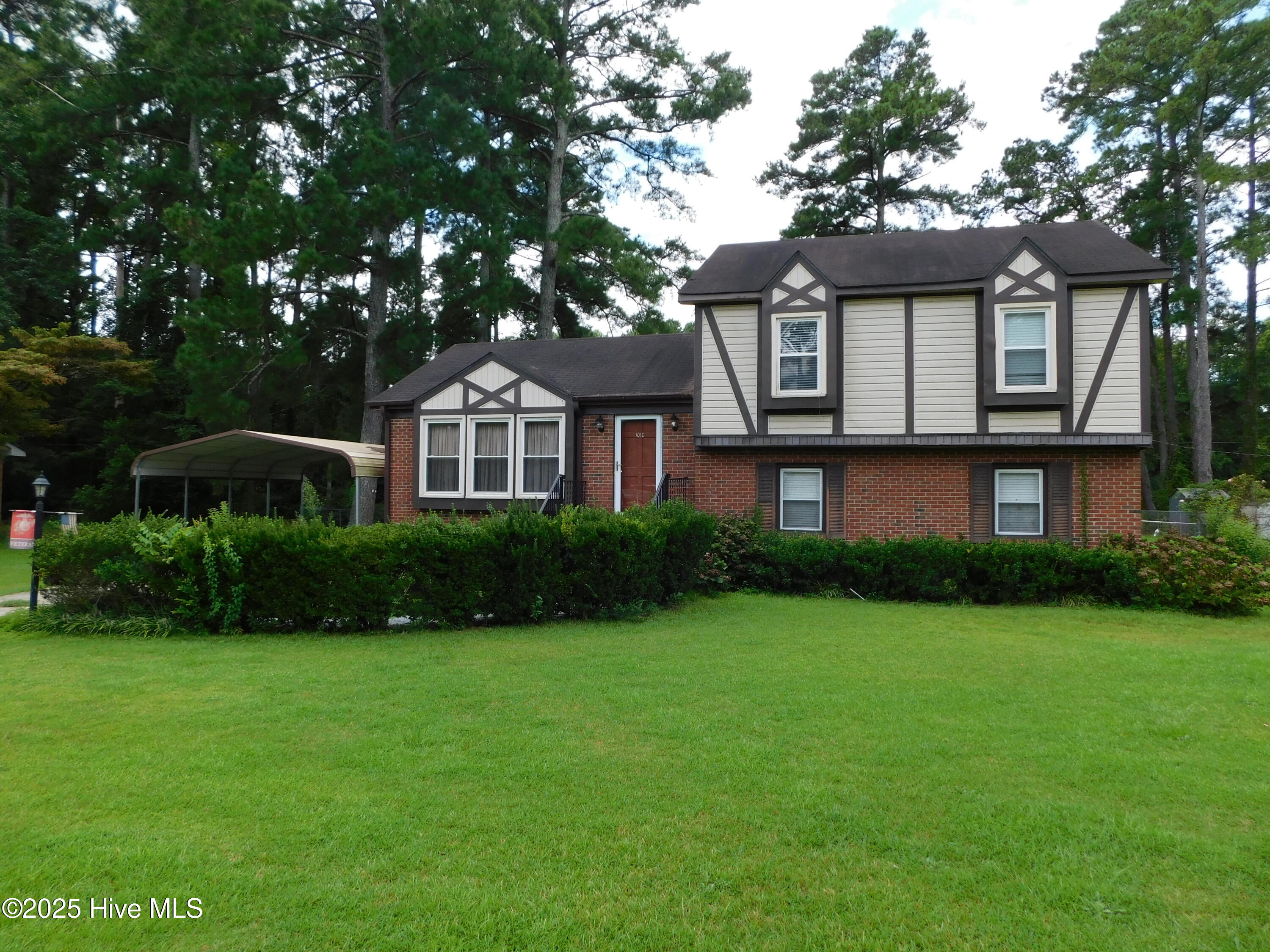 1010 W Scotsdale Road — photo