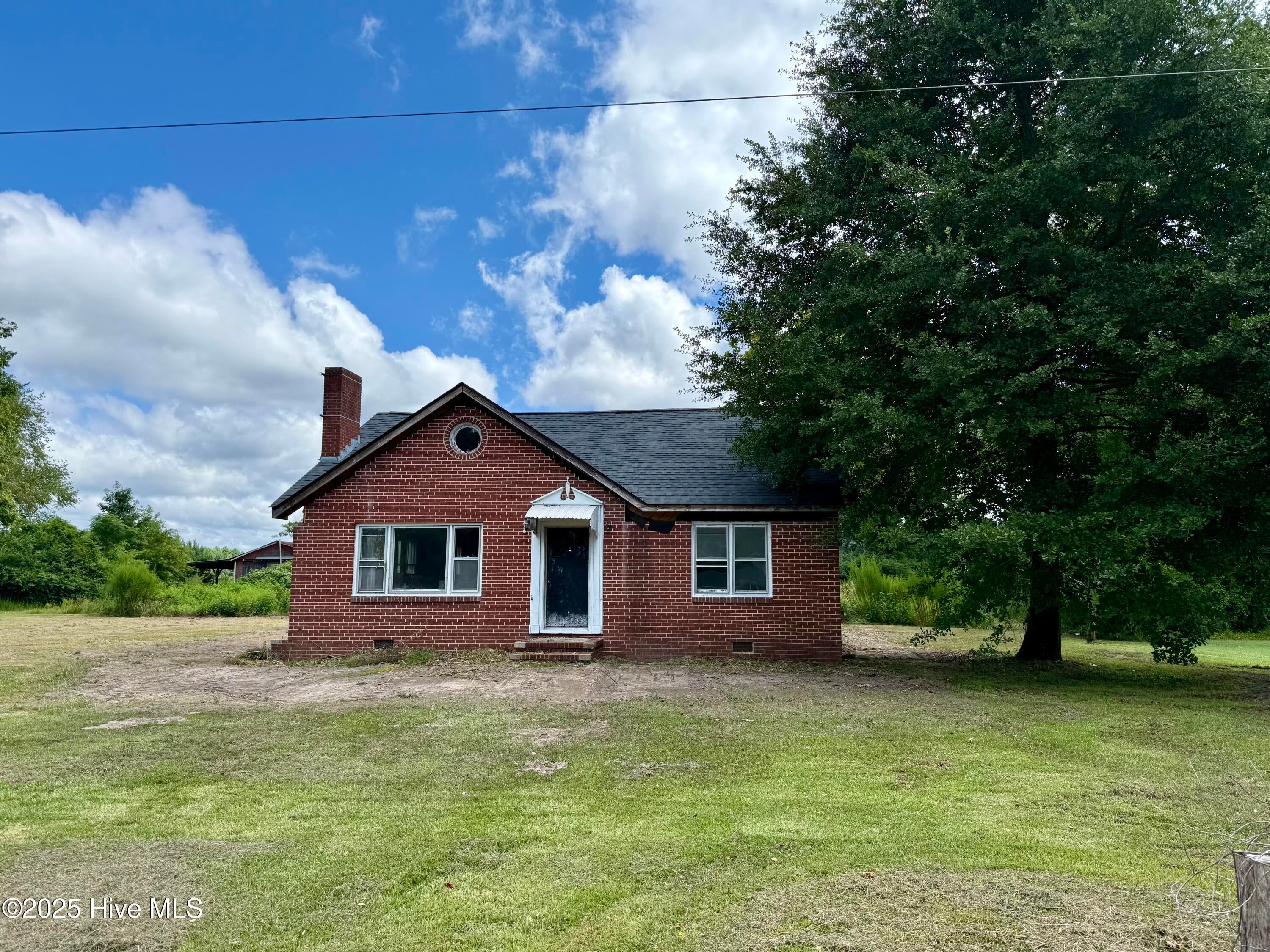 23825 Nc 125 — photo