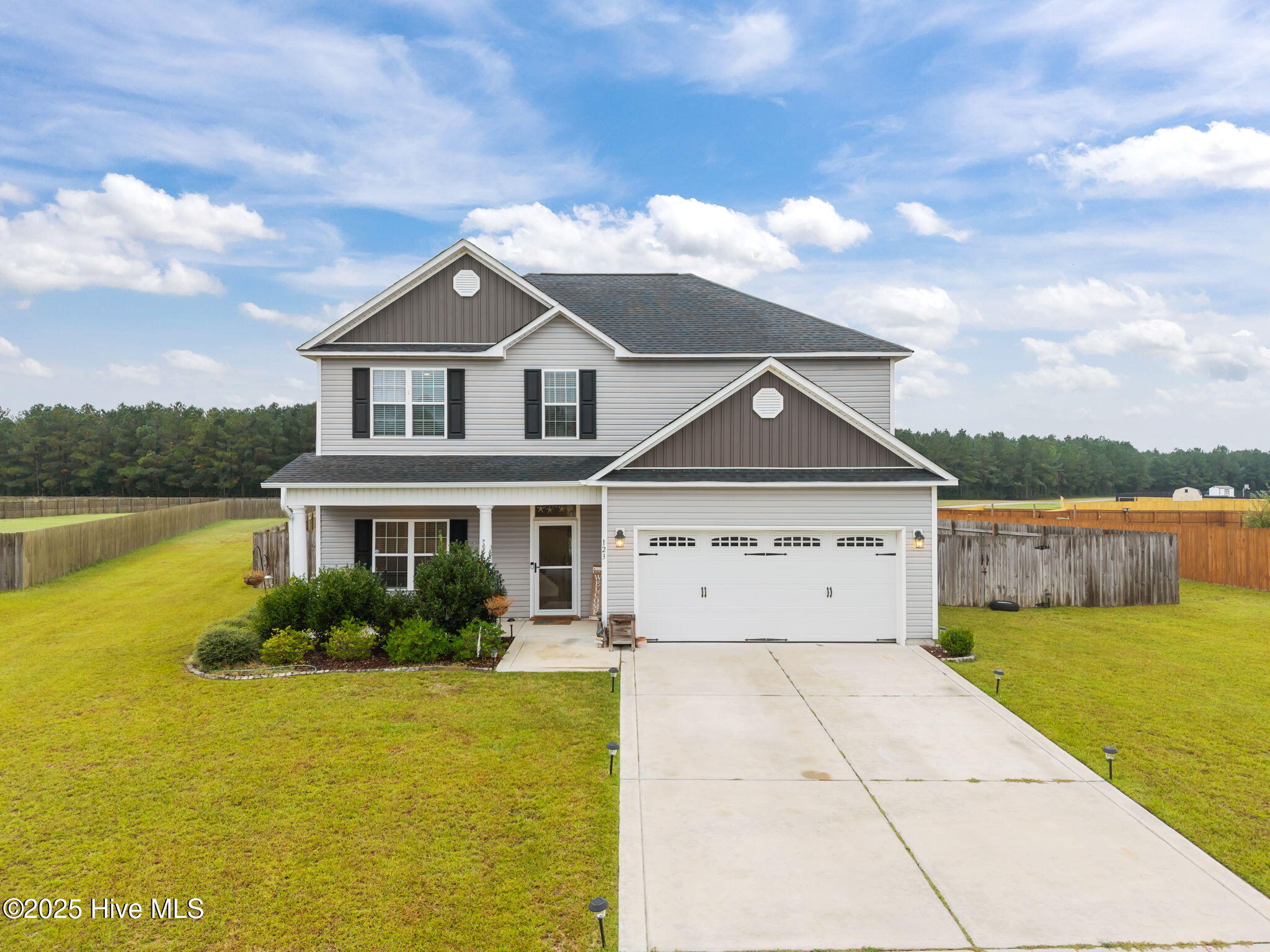123 Village Creek Drive — photo