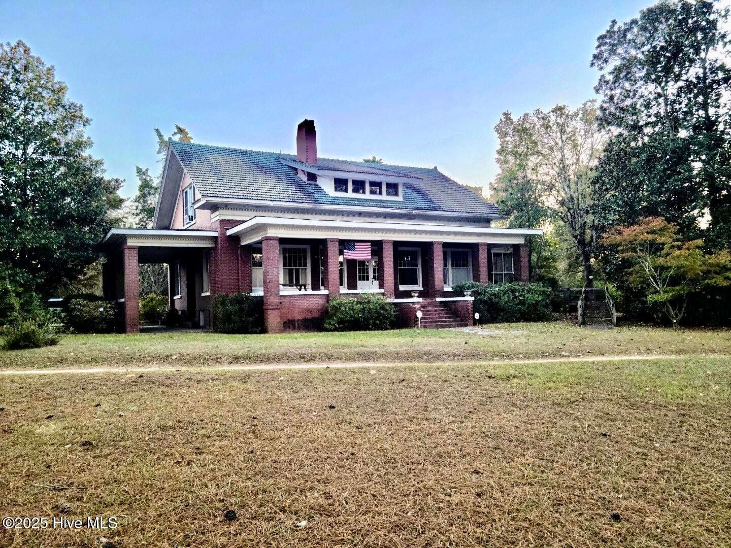 2740 Nc 71 — photo