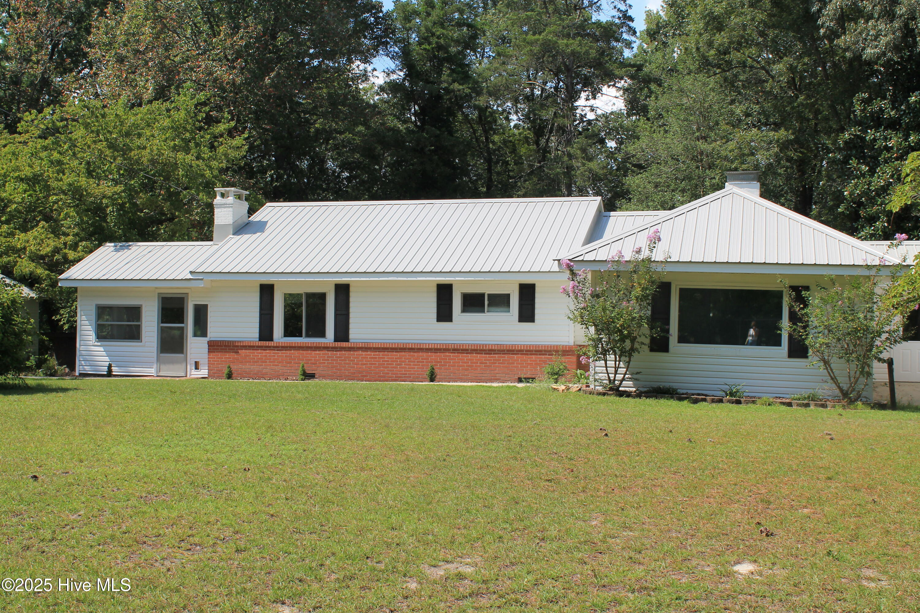 496 Holly Grove School Road — photo