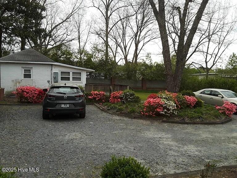 206 N Poplar Street G — photo
