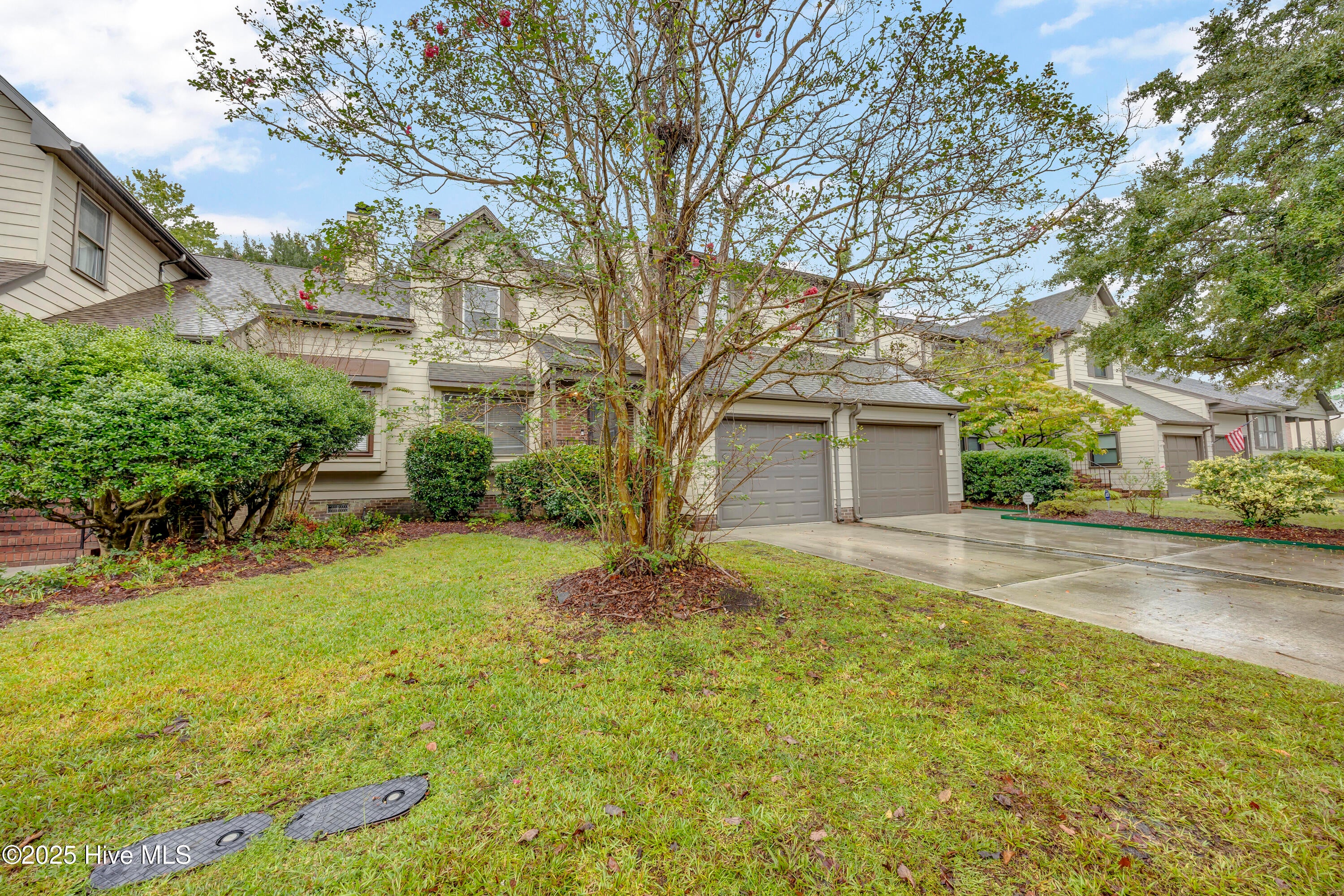 3436 Regency Drive — photo
