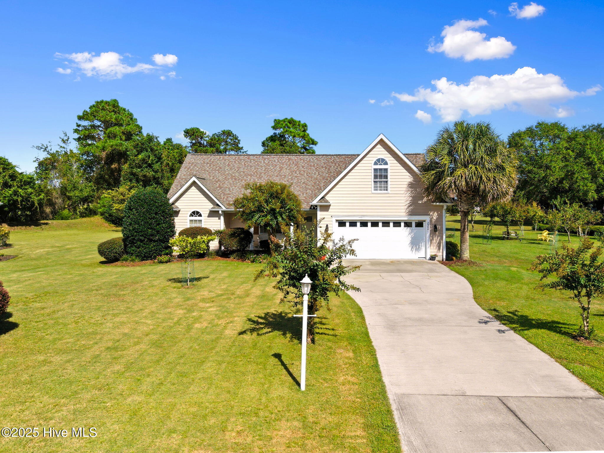 2900 E Lakeview Drive SW — photo