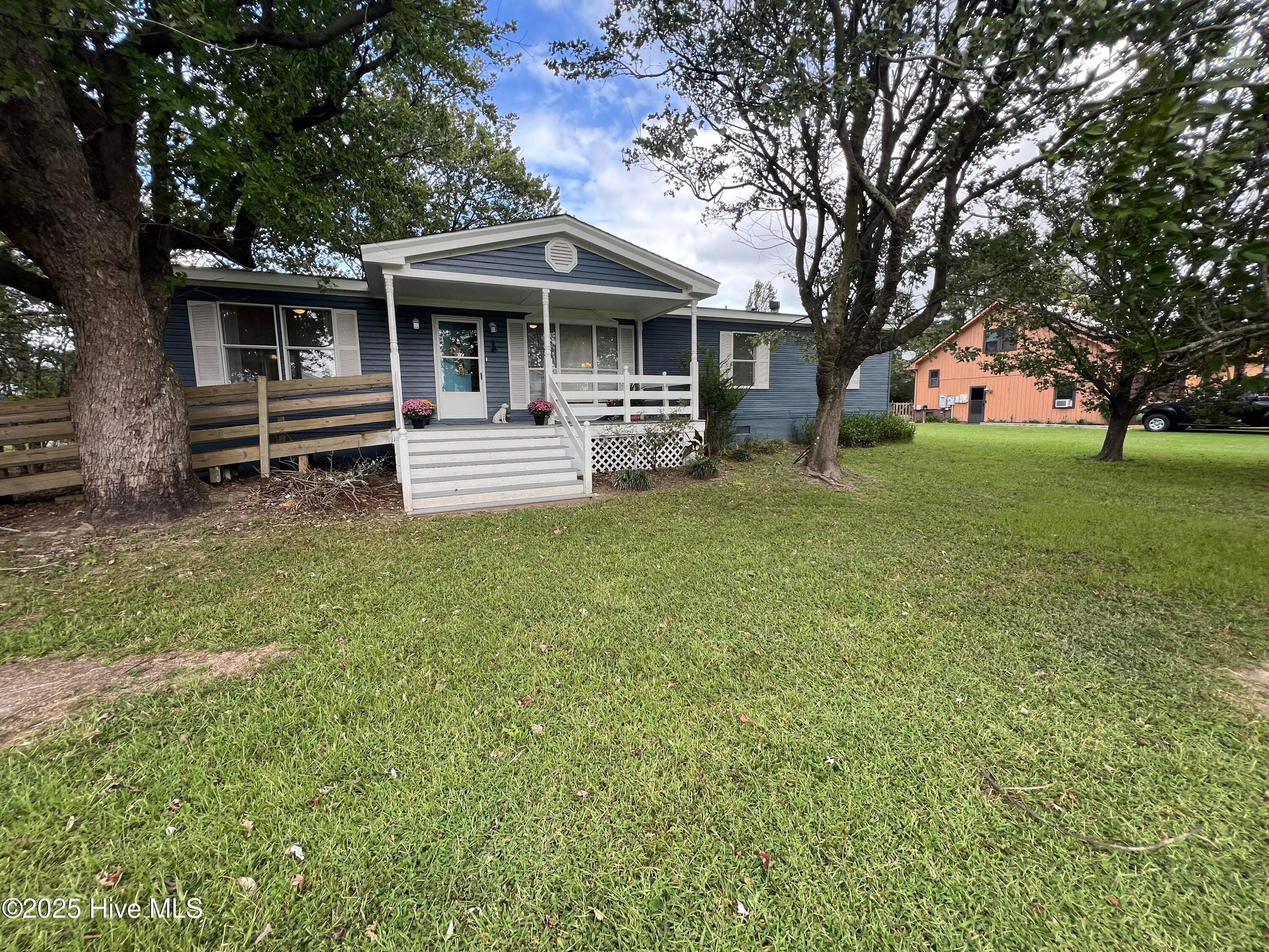 121 Bryan Road — photo