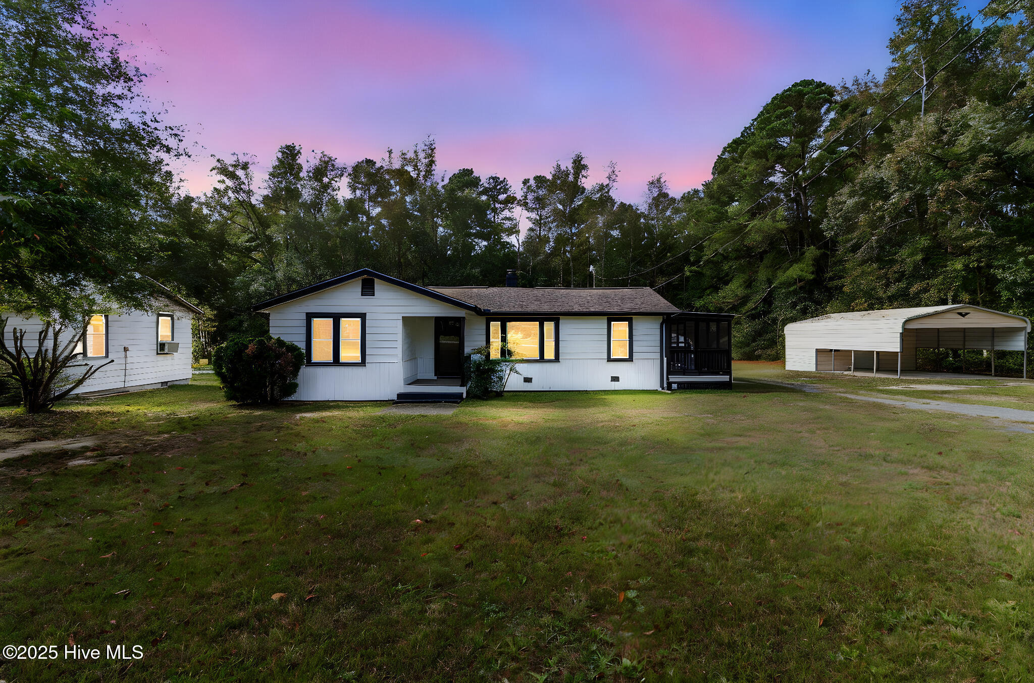 21480 Jane Shaw Road — photo