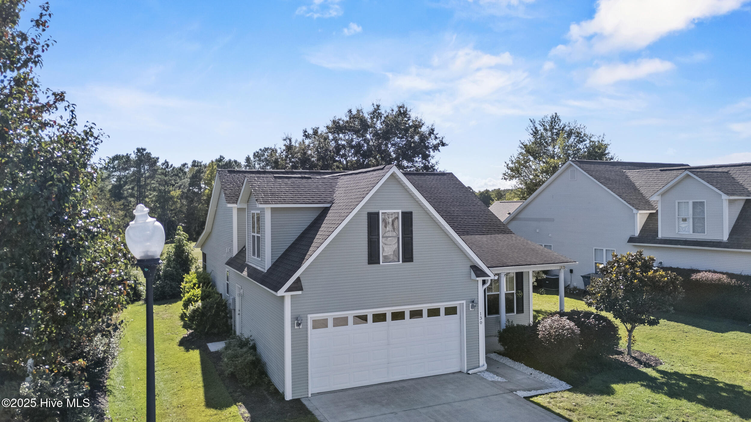 130 Azalea Drive — photo