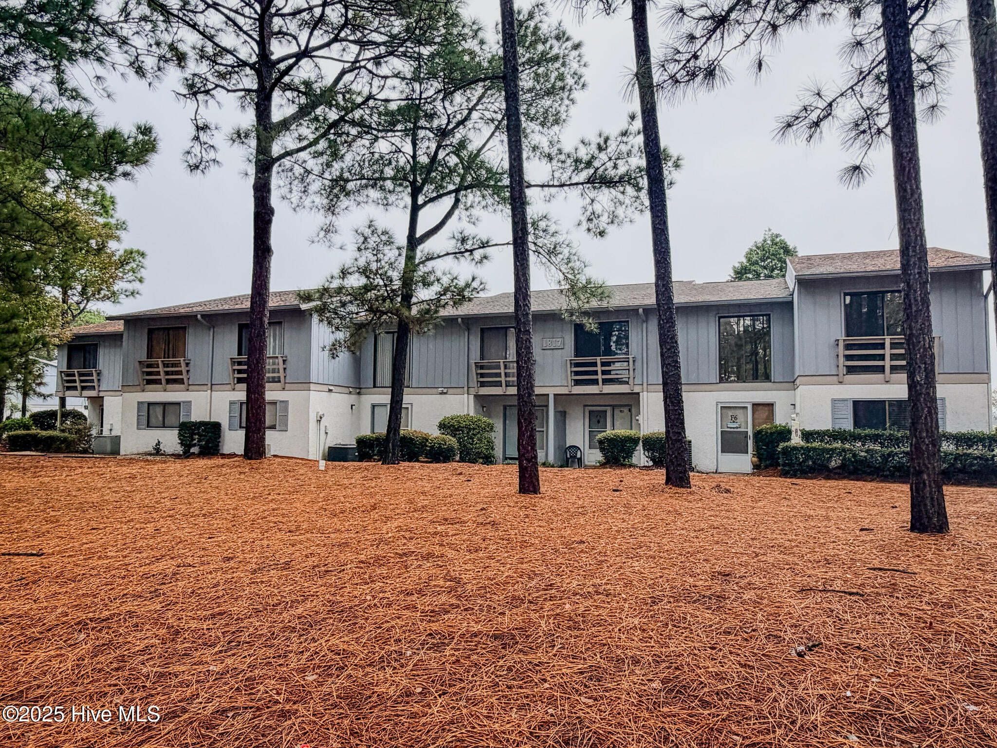 1817 Crooked Pine Drive F5 — photo