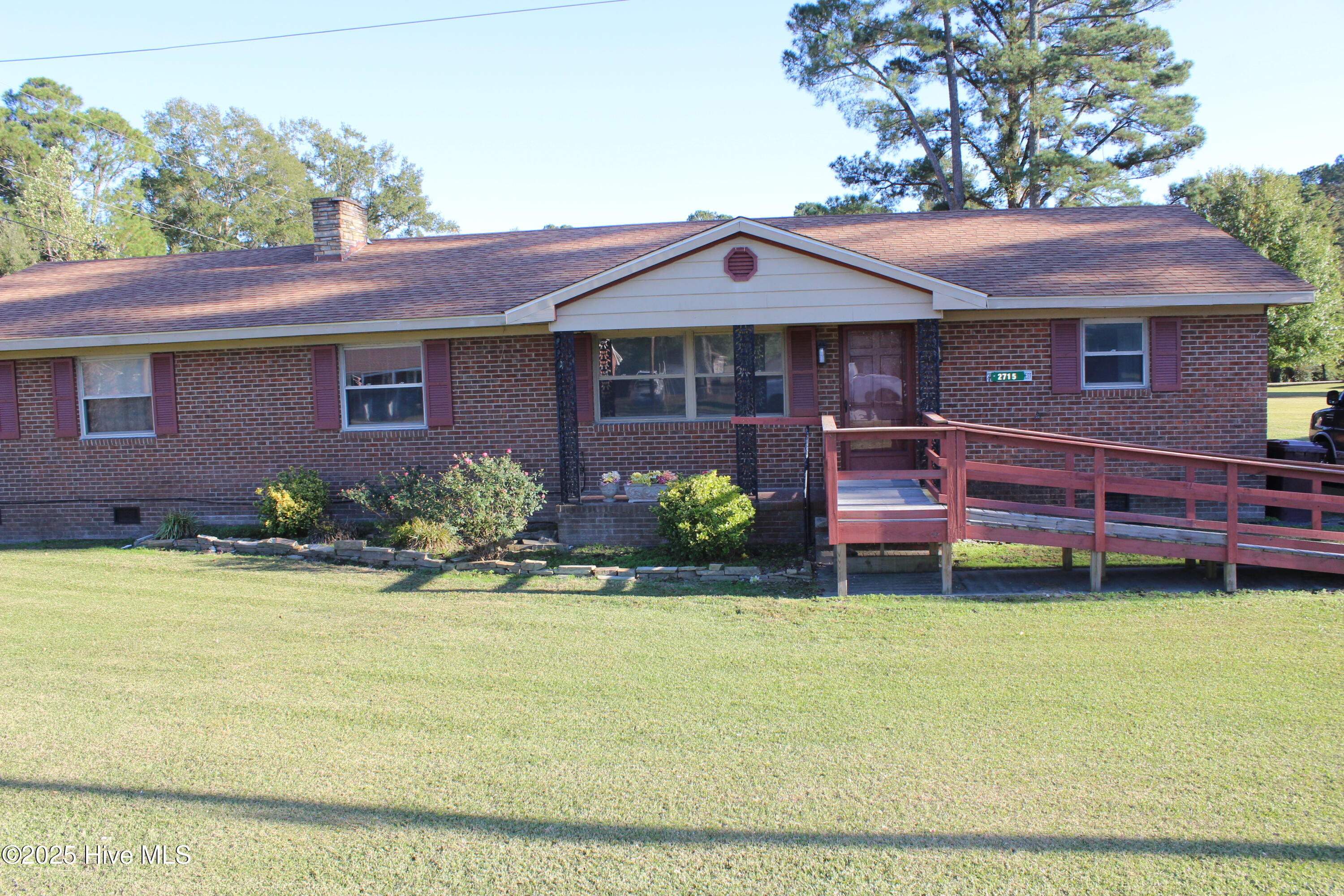 2715 US Highway 64 W — photo