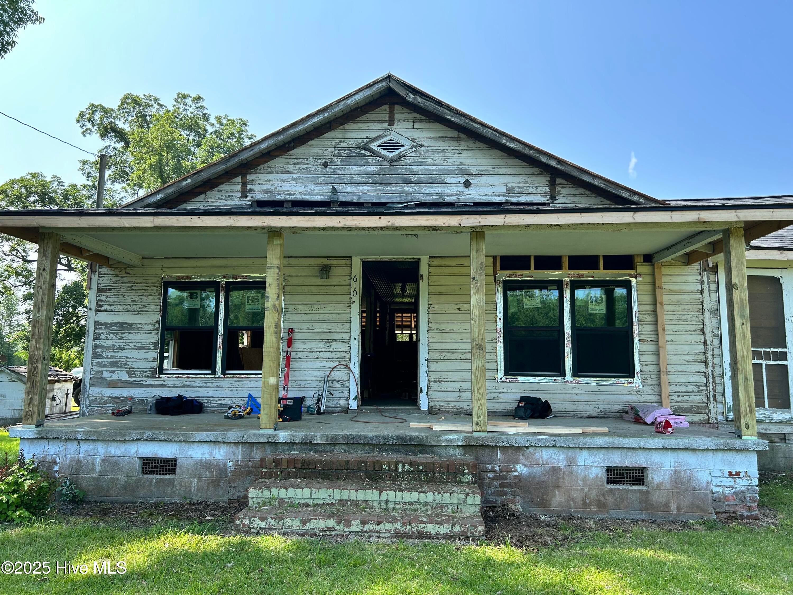 610 Comfort Road — photo
