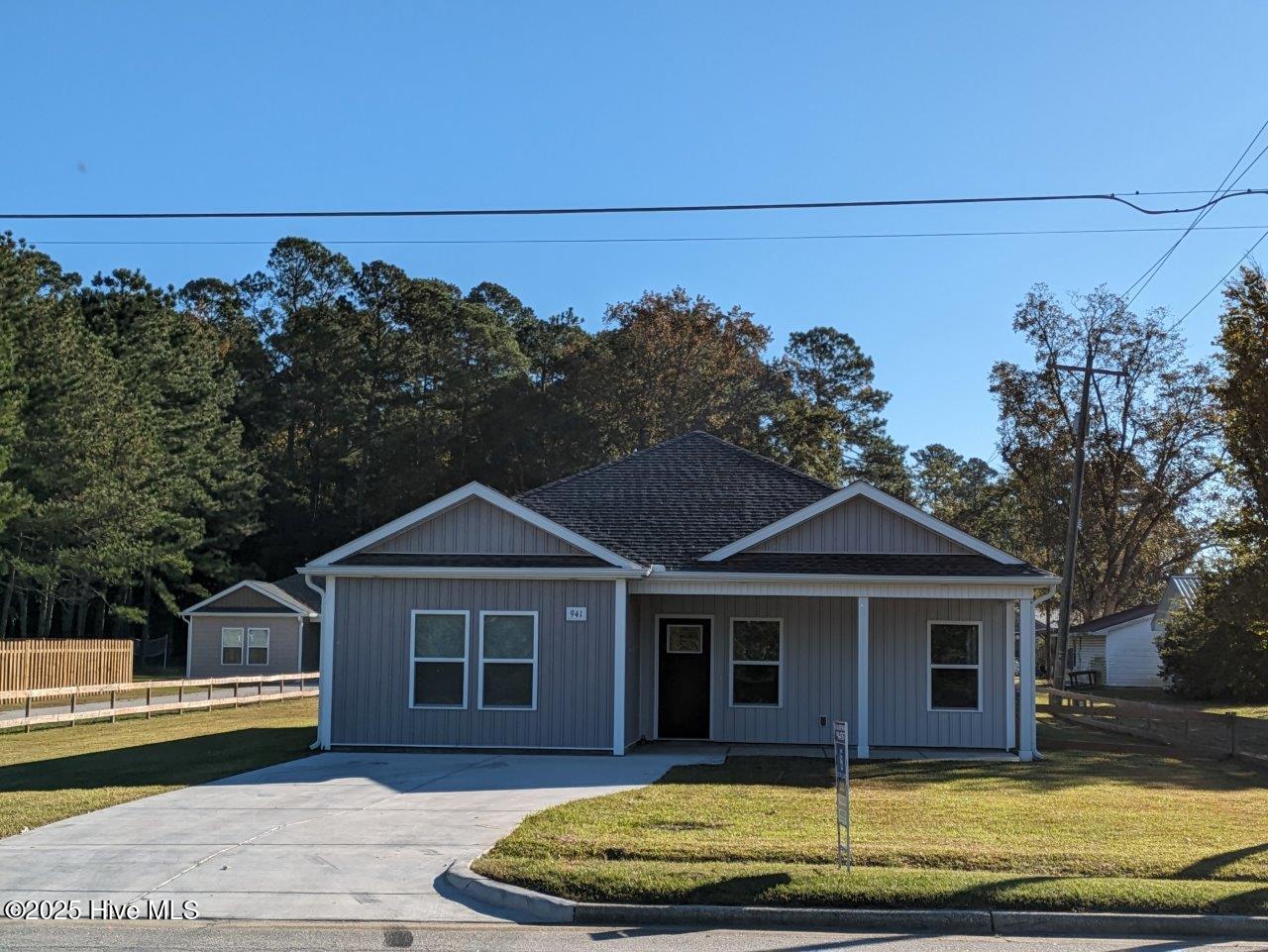 941 Hickman Road — photo