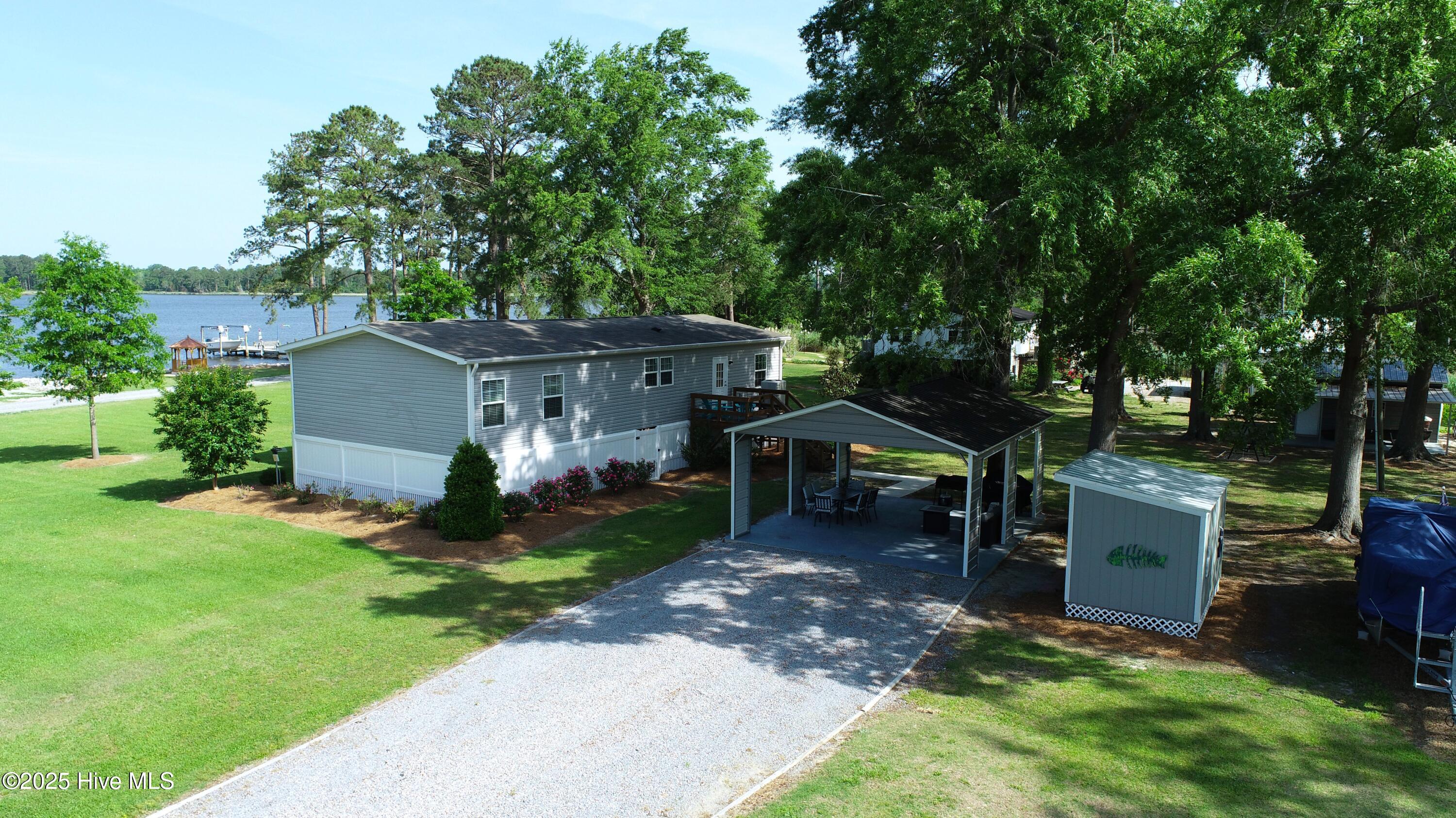 360 Bond Creek Road — photo