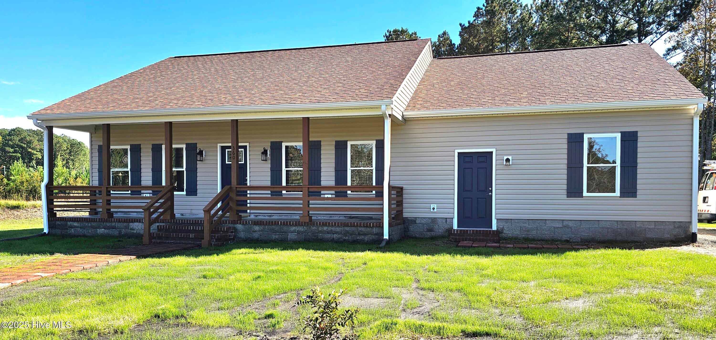 360 Cypress Circle — photo