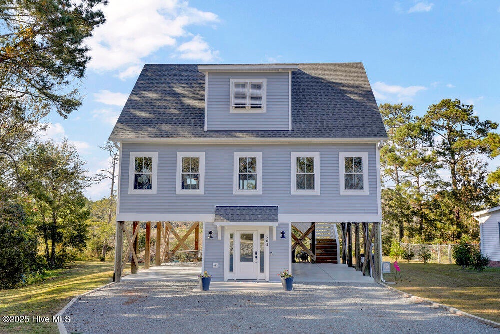 504 Creek Drive — photo