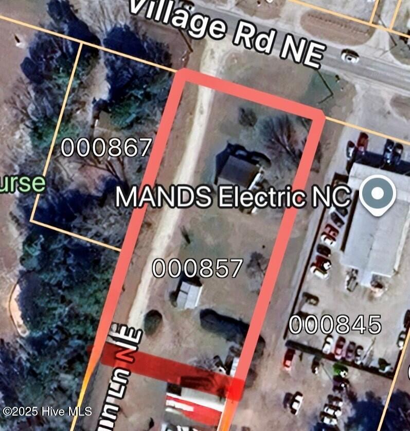 857 Village Road NE — photo
