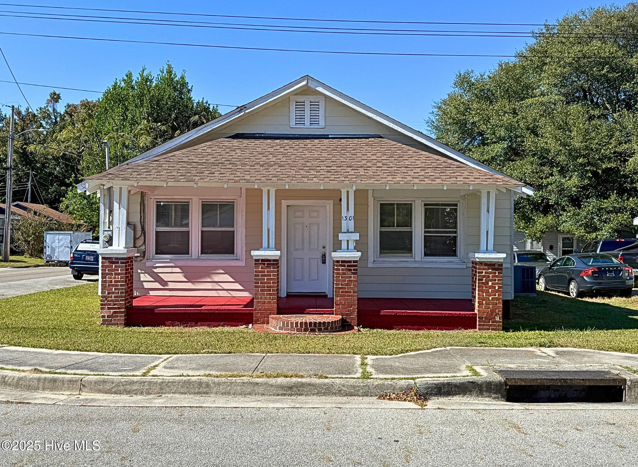 1301 King Street — photo