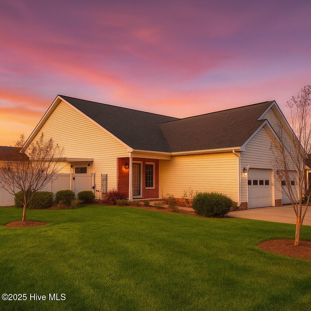 2050 Briarwood Drive — photo