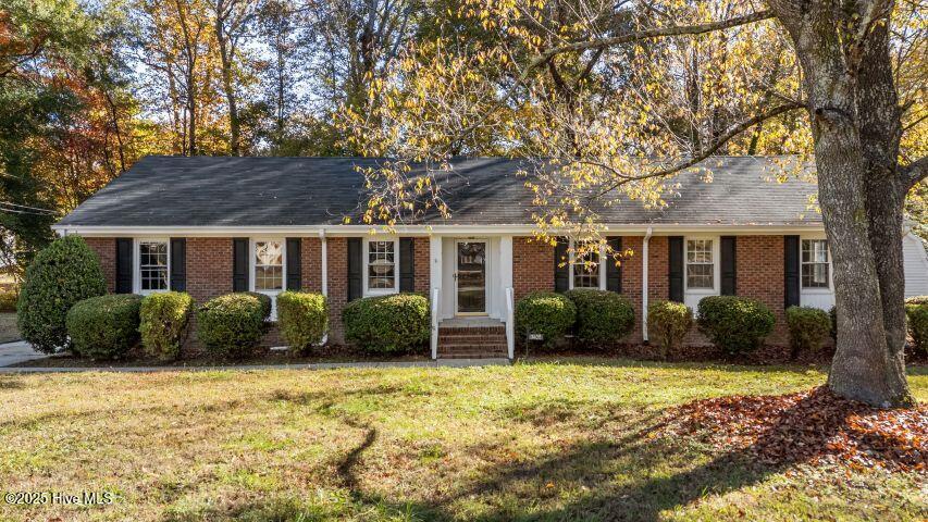 1402 Cherry Lane NW — photo