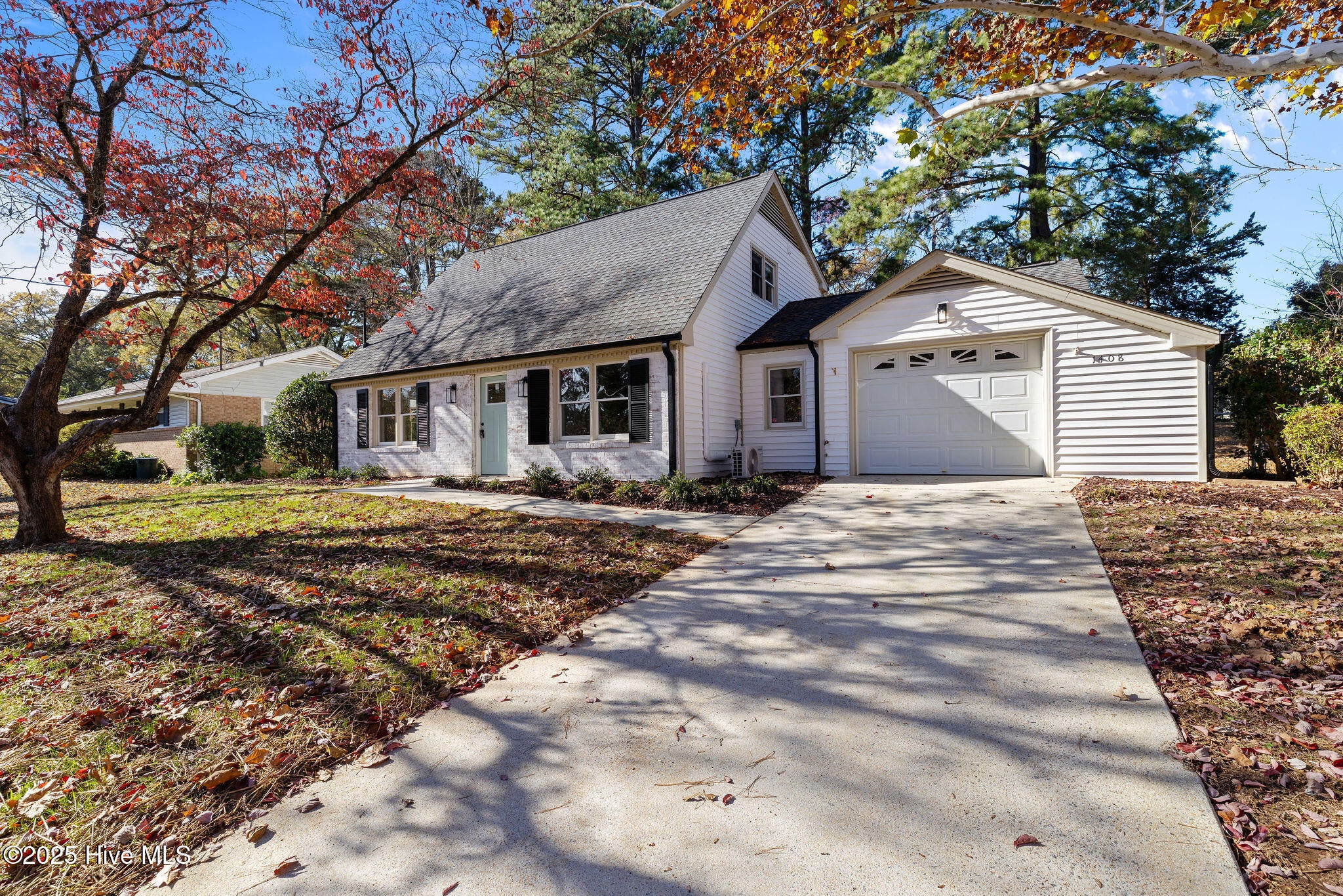 1408 Edgebrook Drive — photo