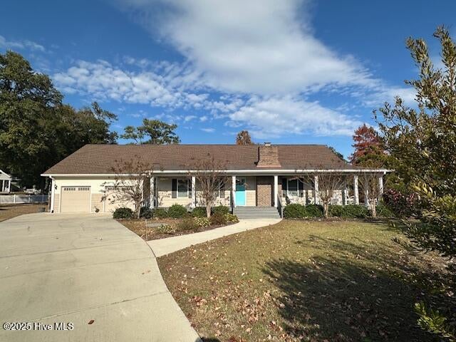 210 Twin Lakes Court — photo