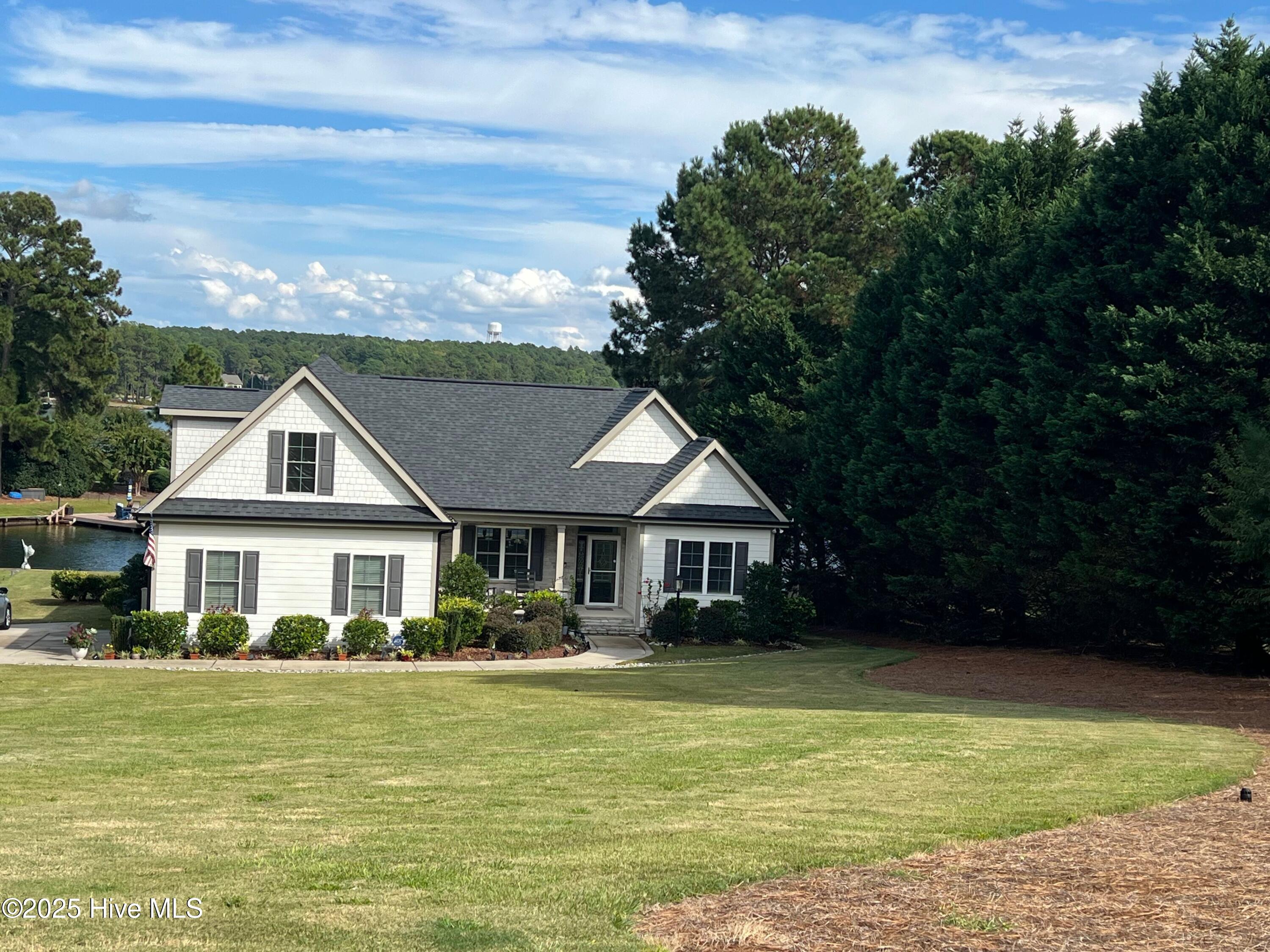 127 Shaw Drive — photo