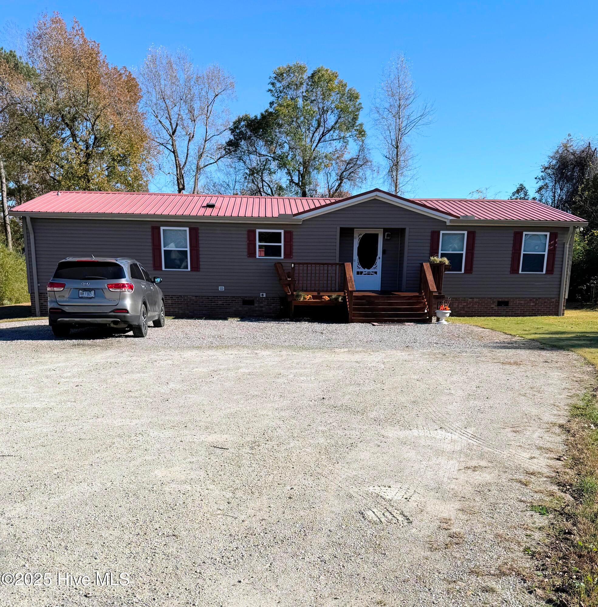 115 Windward Drive — photo