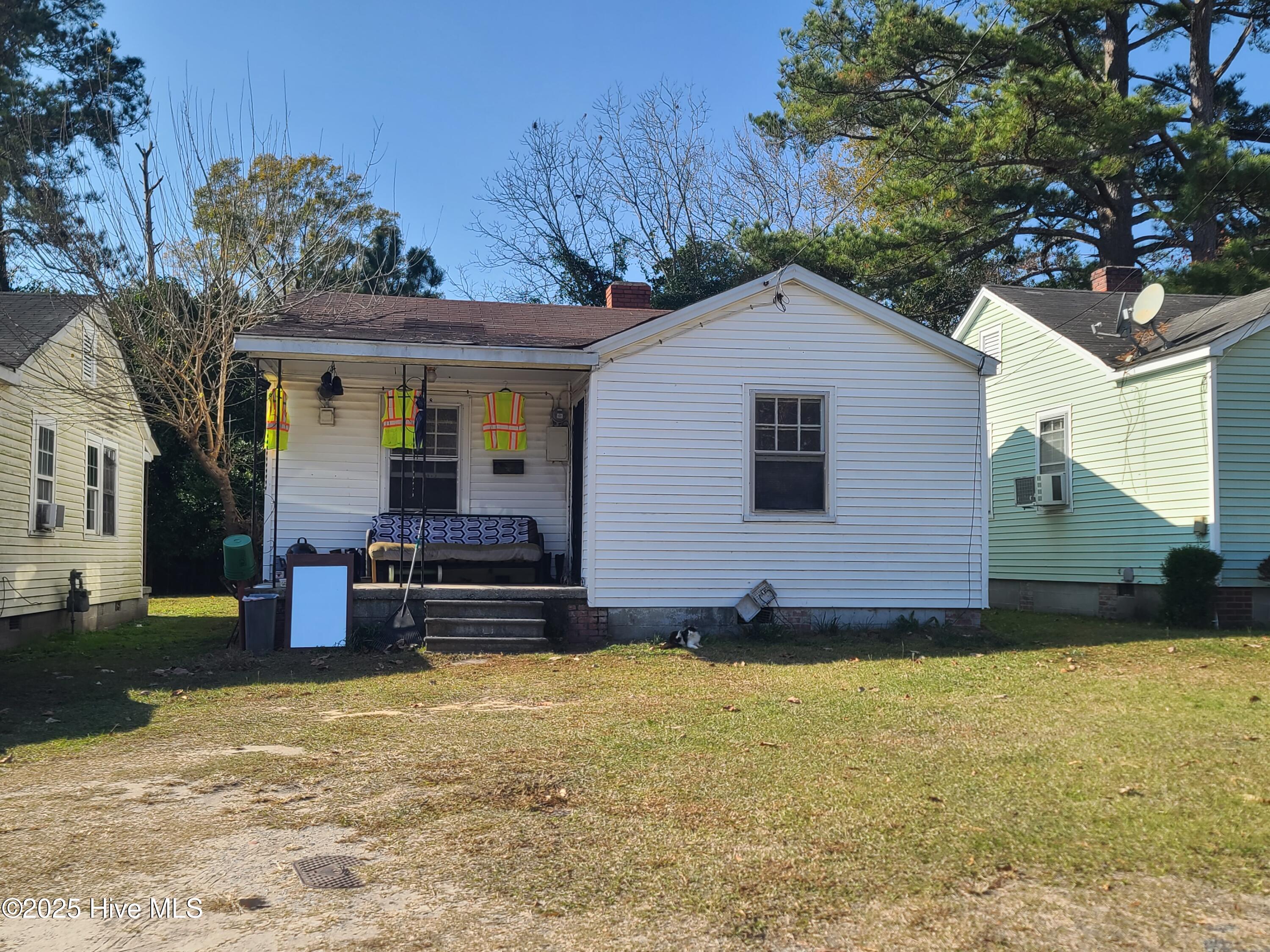 208 Clay Street — photo