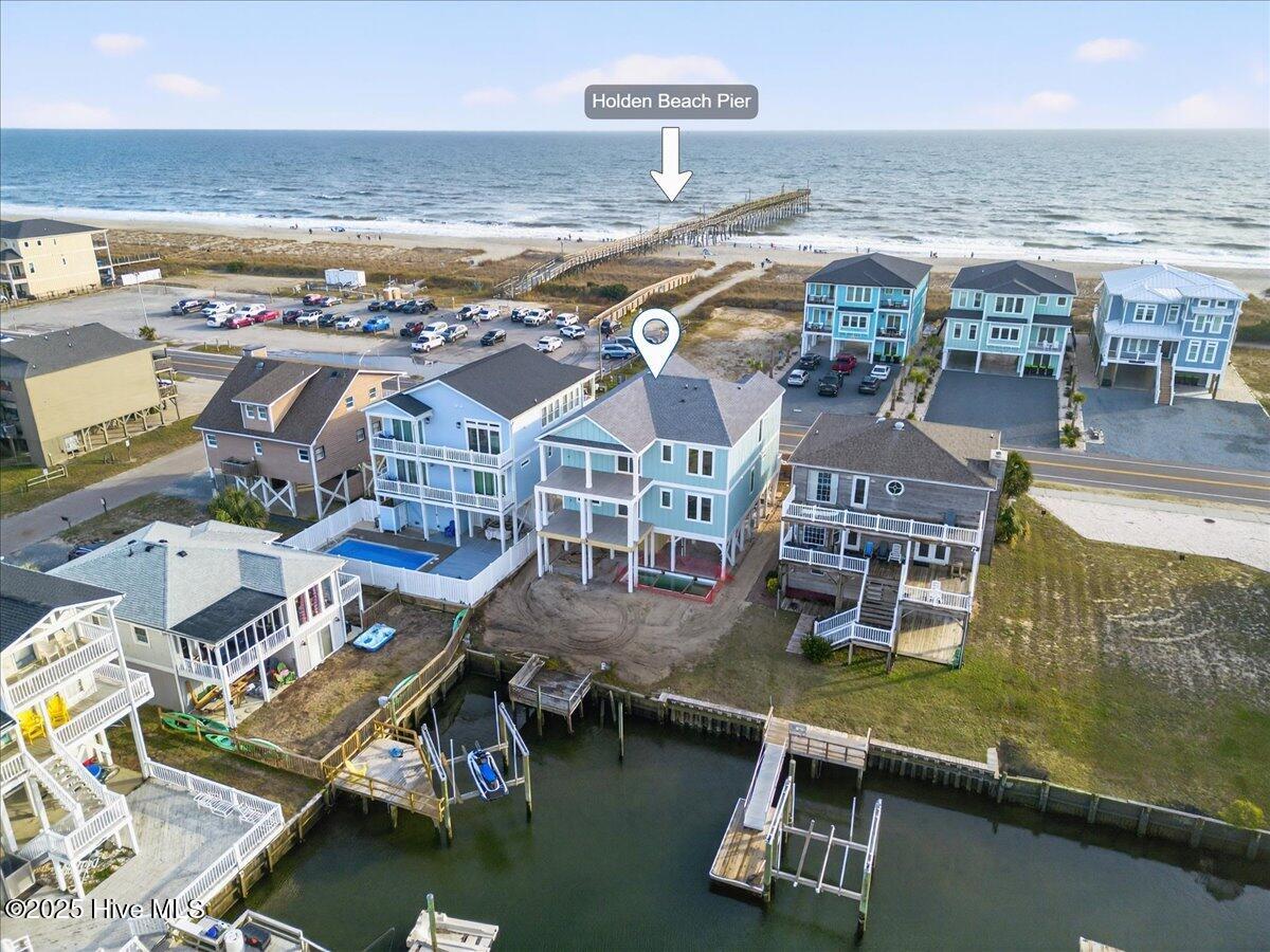 458 Ocean Boulevard W — photo