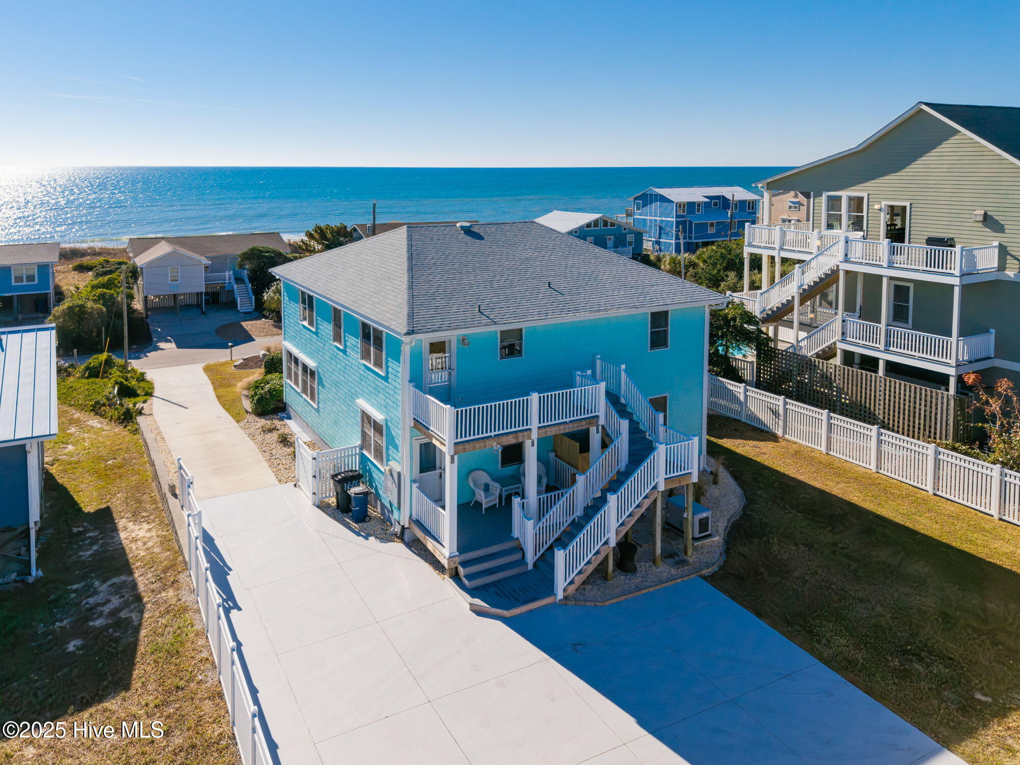 1606 Ocean Drive — photo