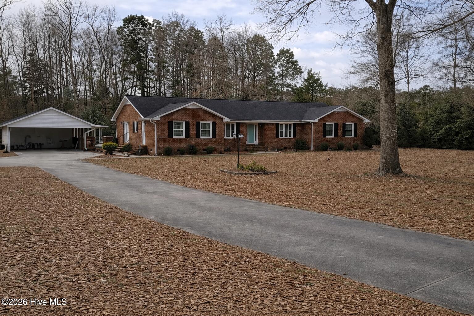 184 Timber Cove Drive — photo