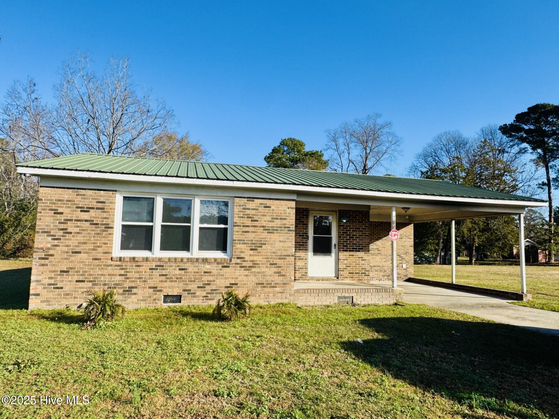 208 Sterling Drive — photo