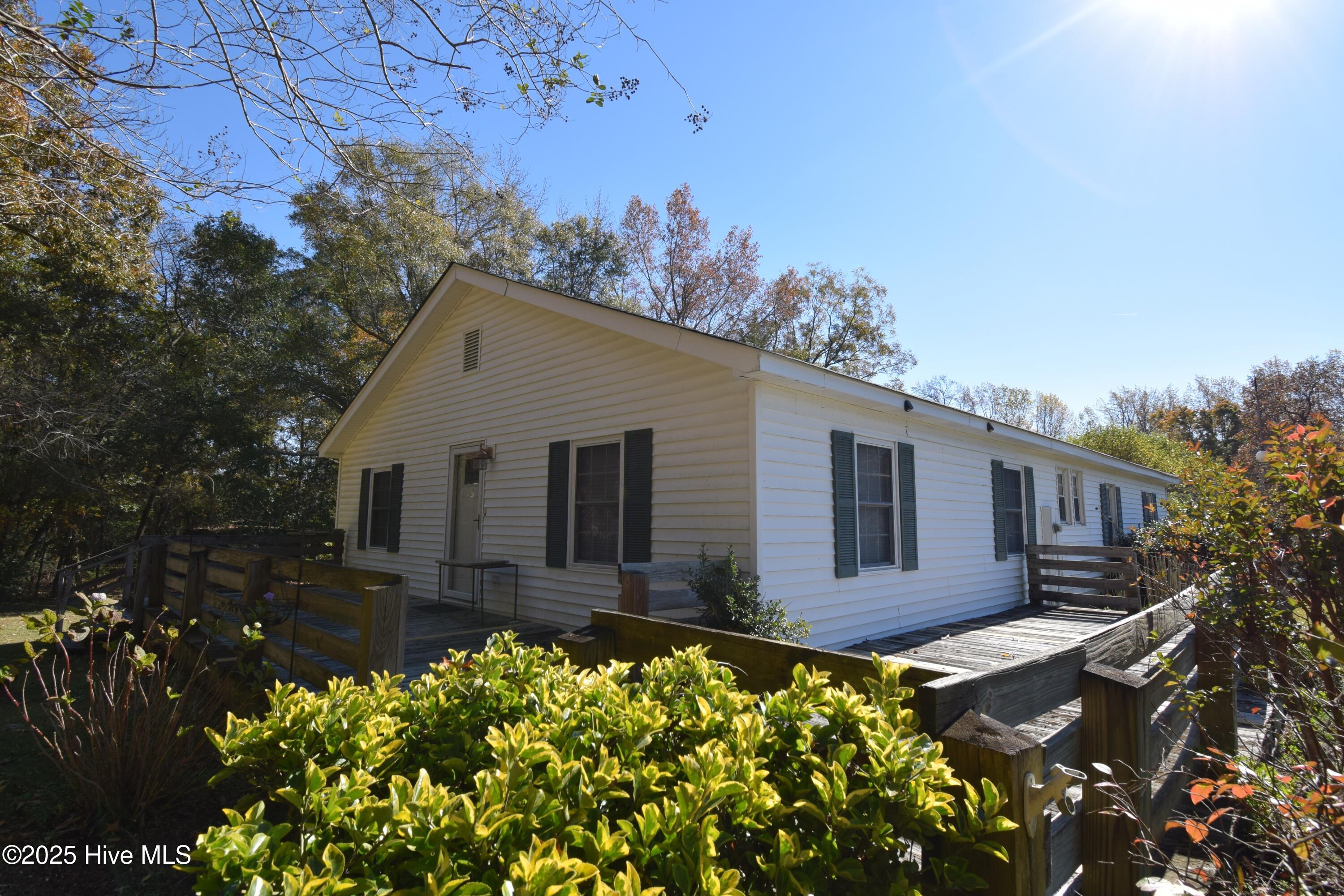 3947 Rountree Road — photo