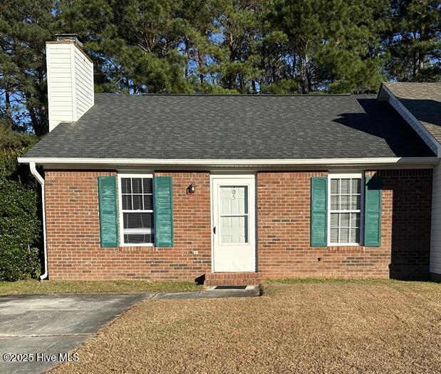105 Live Oak Court — photo