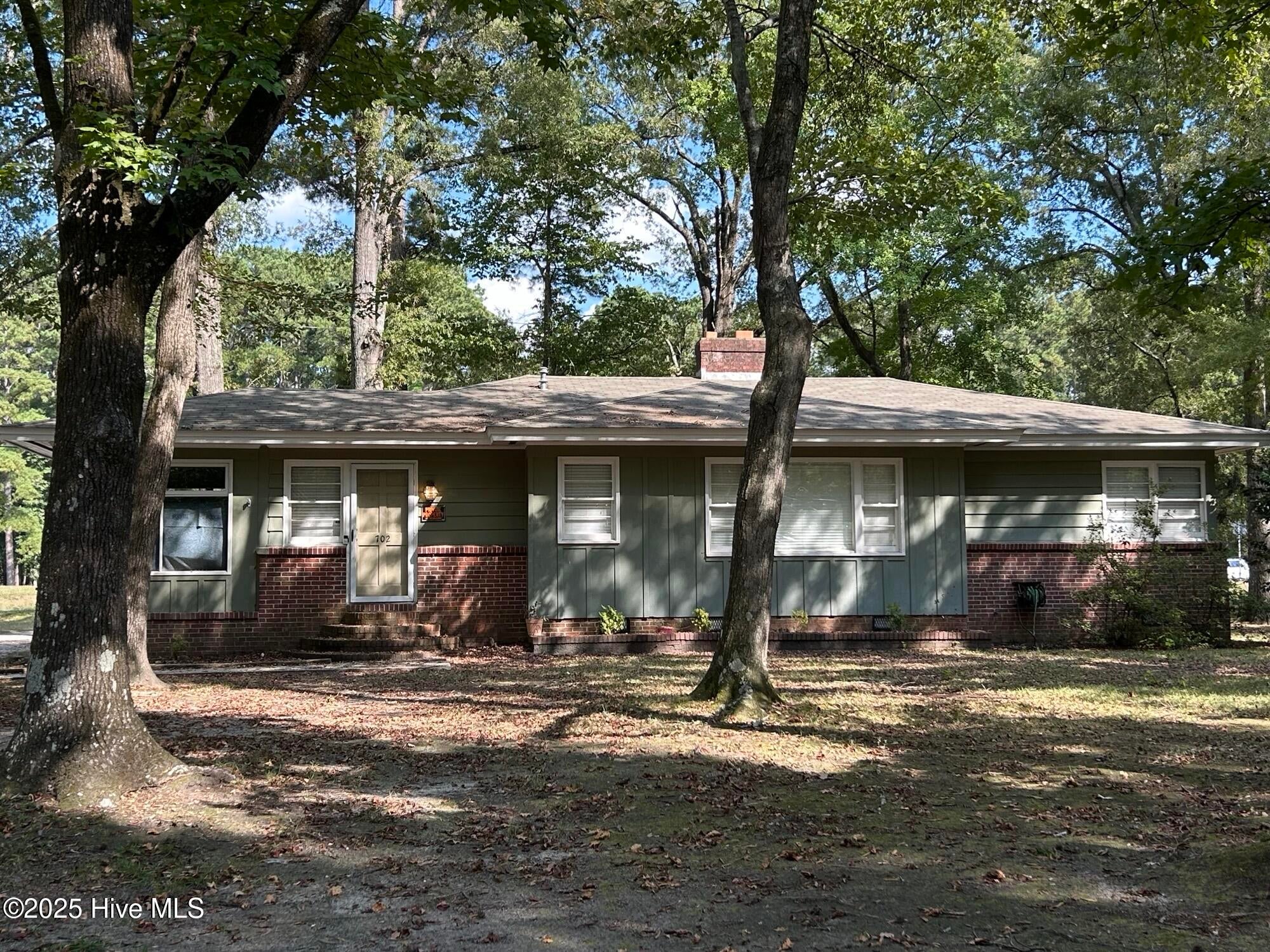 702 Mcneill Drive — photo