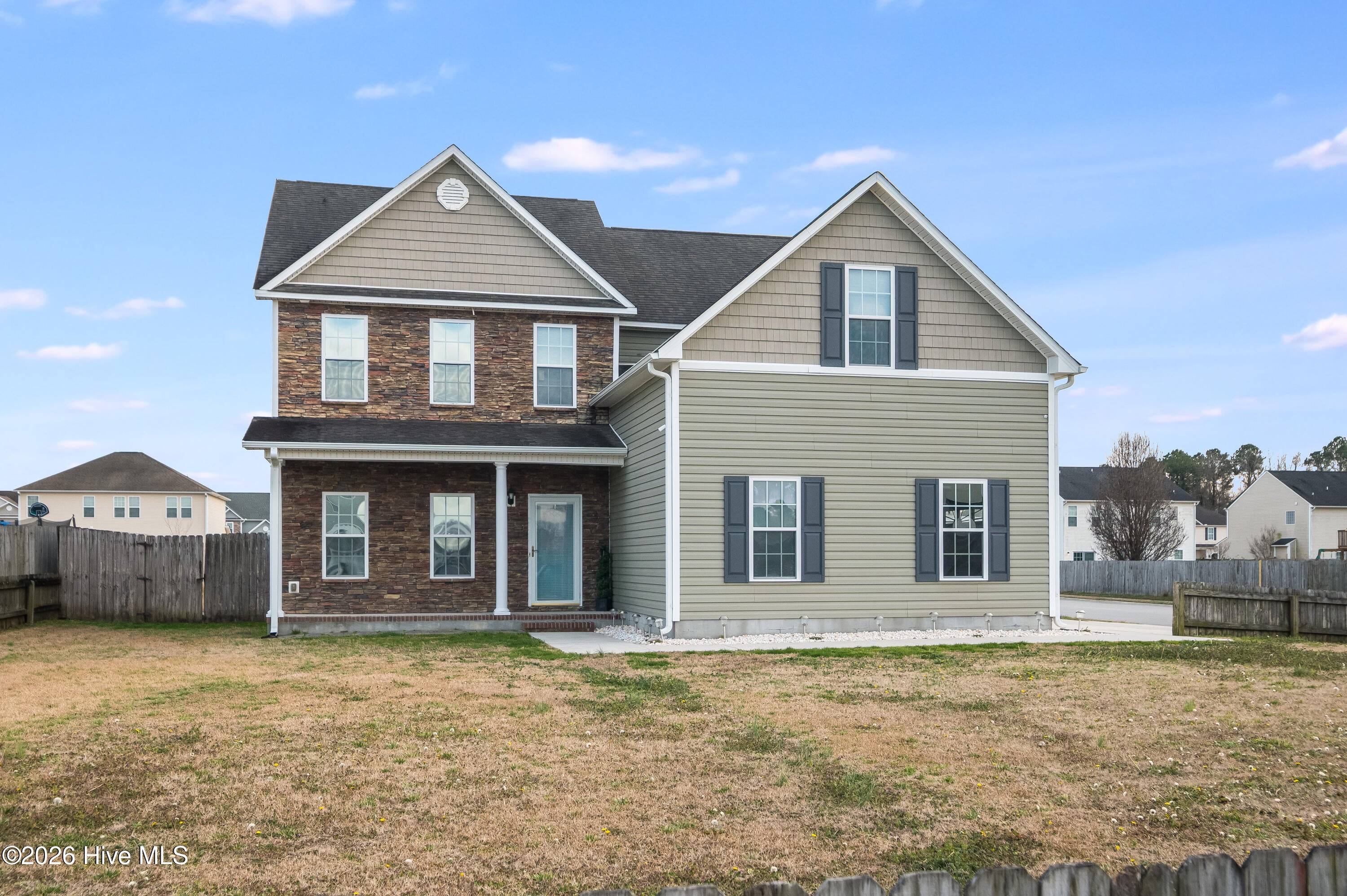 302 Esquire Drive — photo