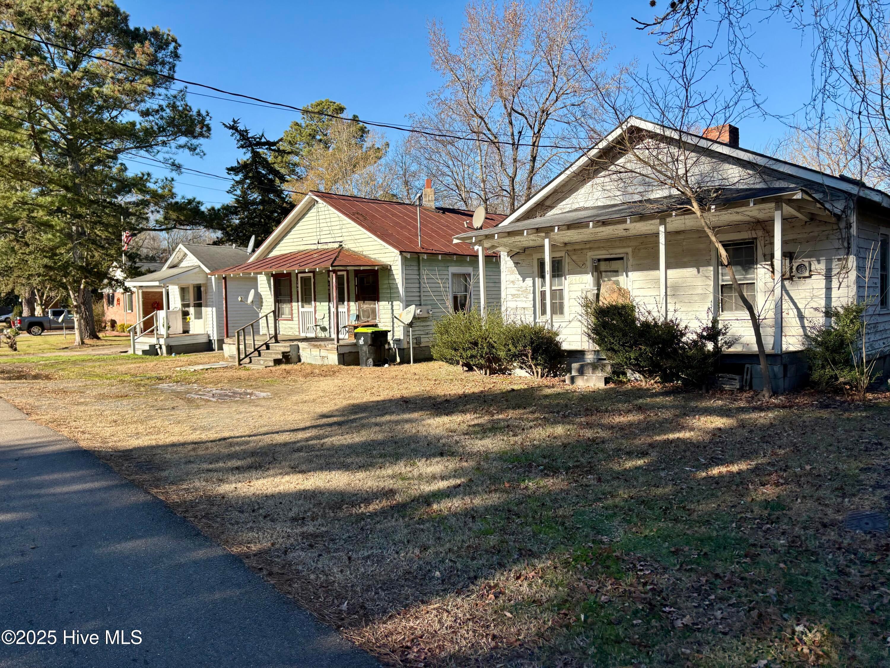 216 Crawford Street — photo