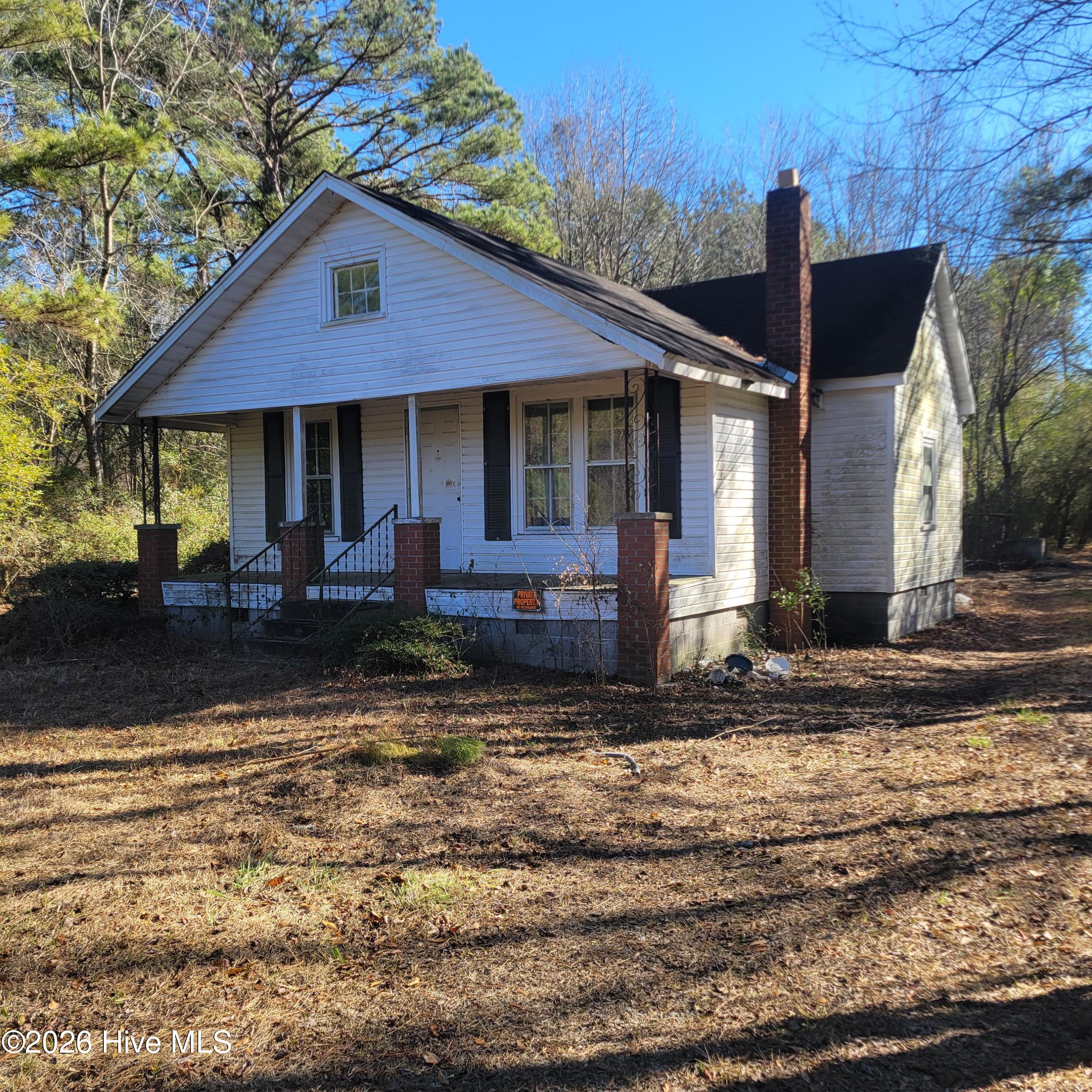 2105 Nc Highway 53 E — photo