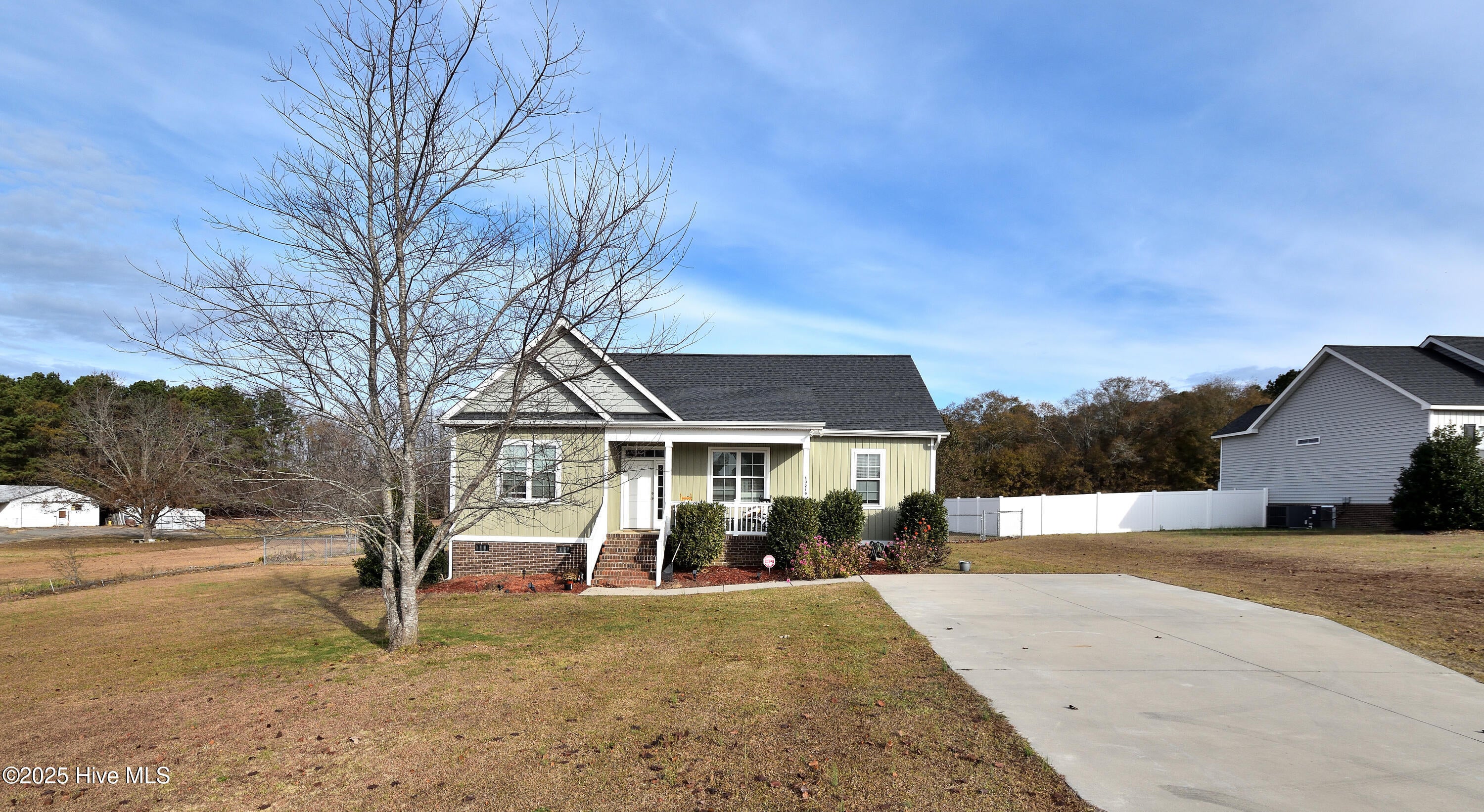 13219 Stott Road — photo