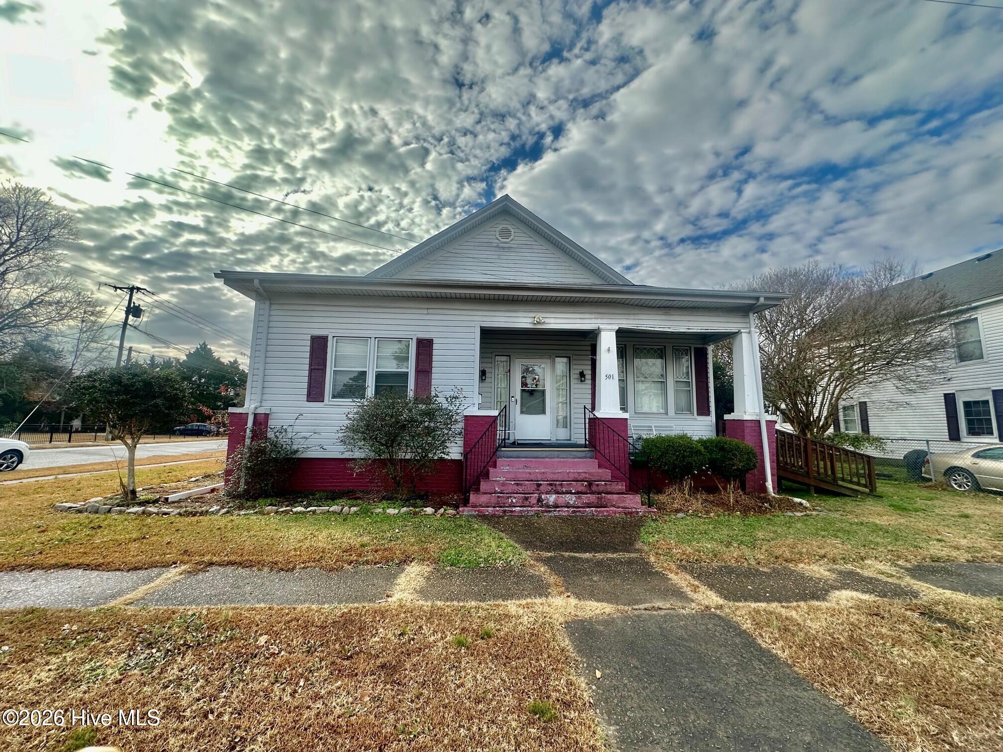 501 W North Street — photo