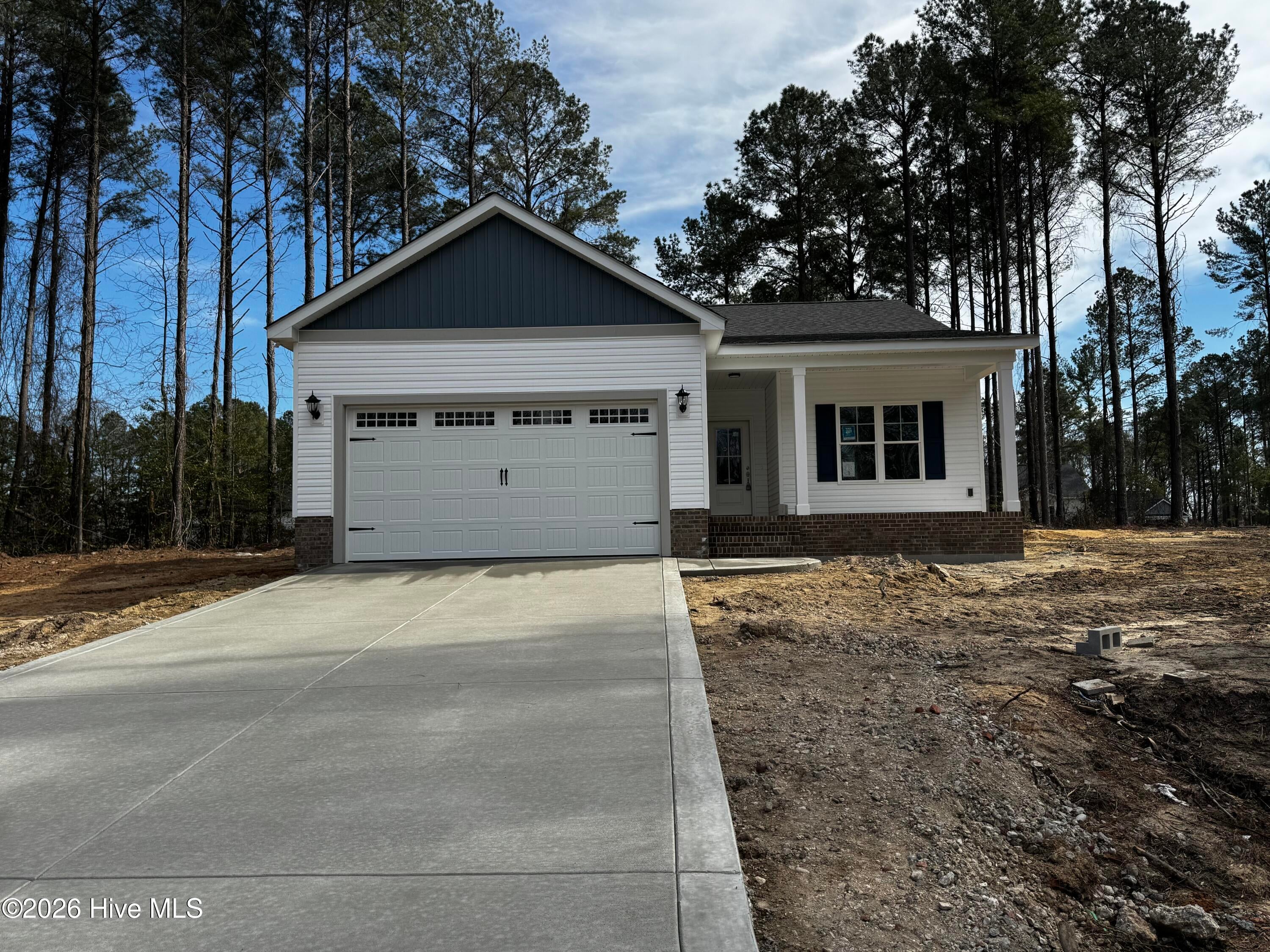 1725 Cardinal Drive — photo