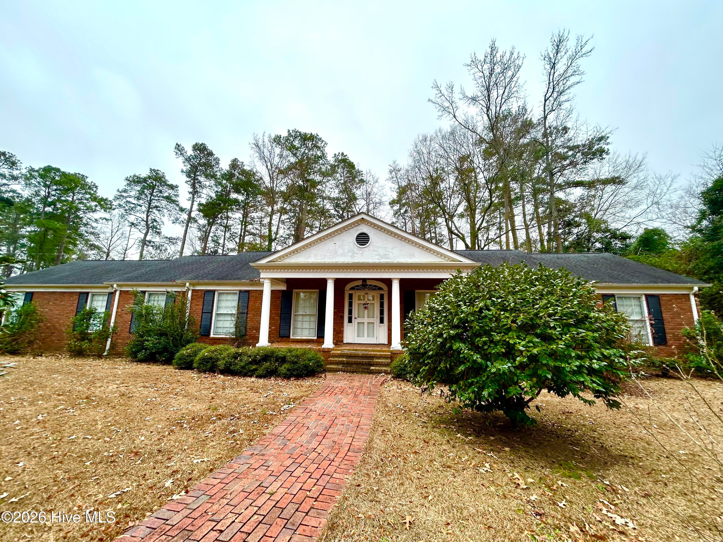 1203 Dogwood Lane — photo