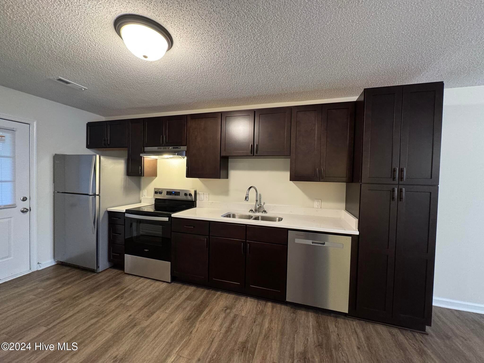125 Wheeless Circle O — photo