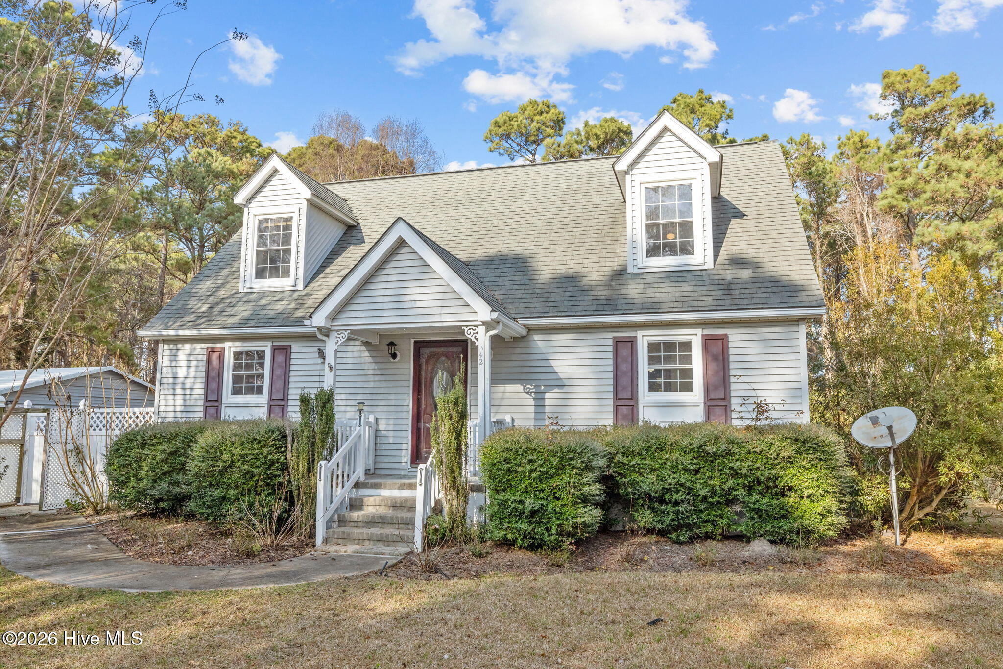 142 Jordans Lane — photo